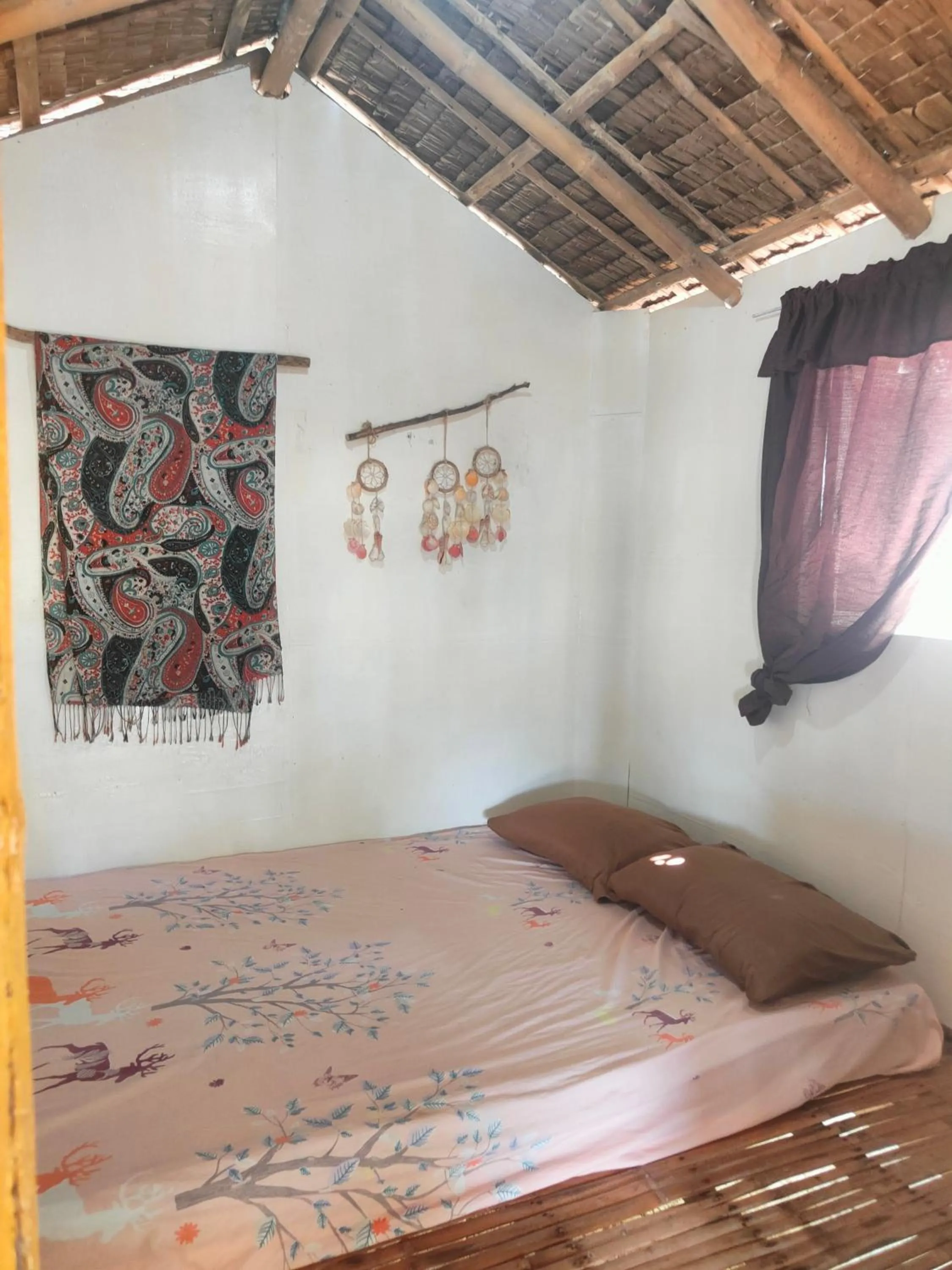 Bed in Beach Front Calatagan Apartelle