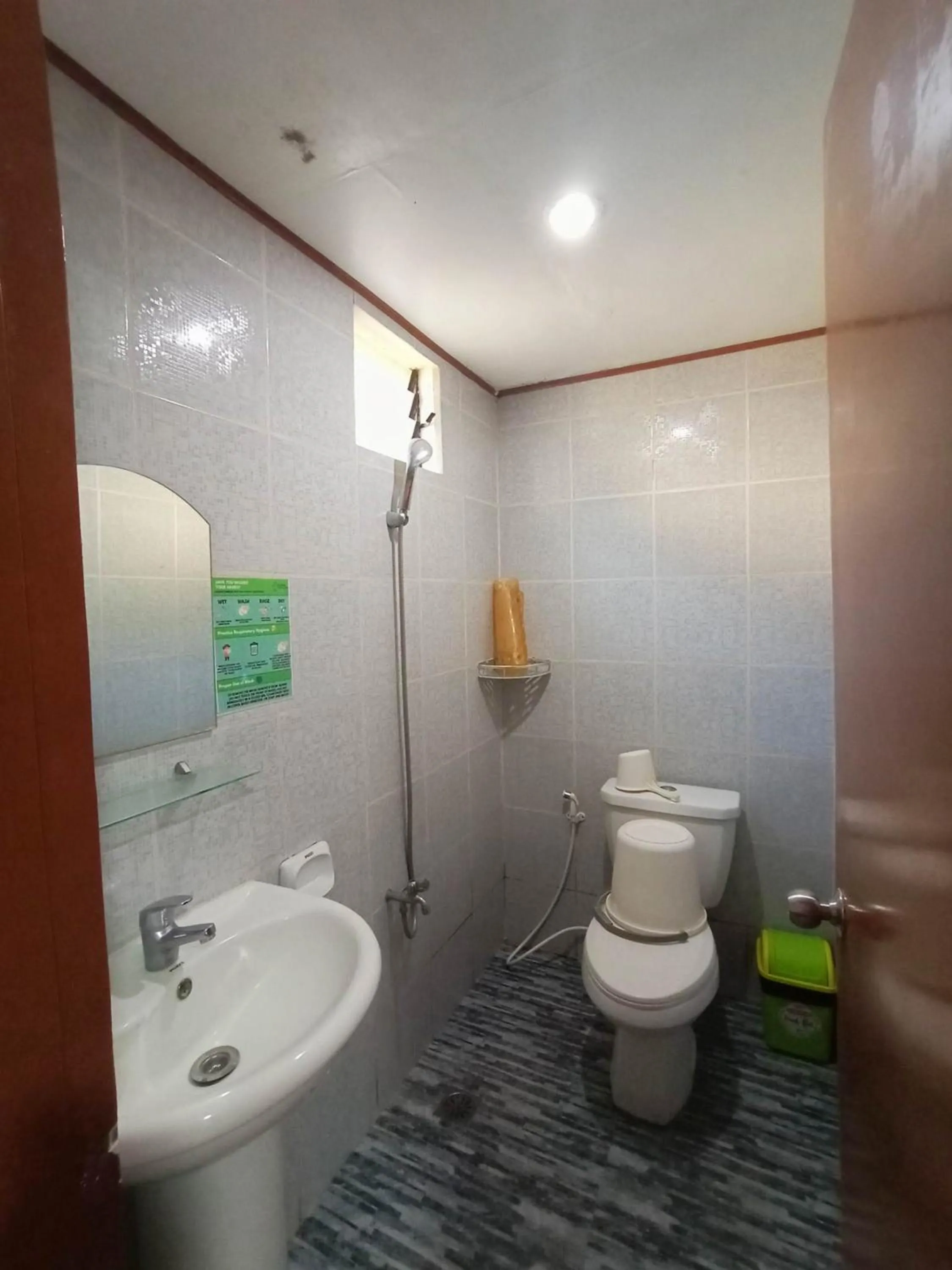 Beach Front Calatagan Apartelle