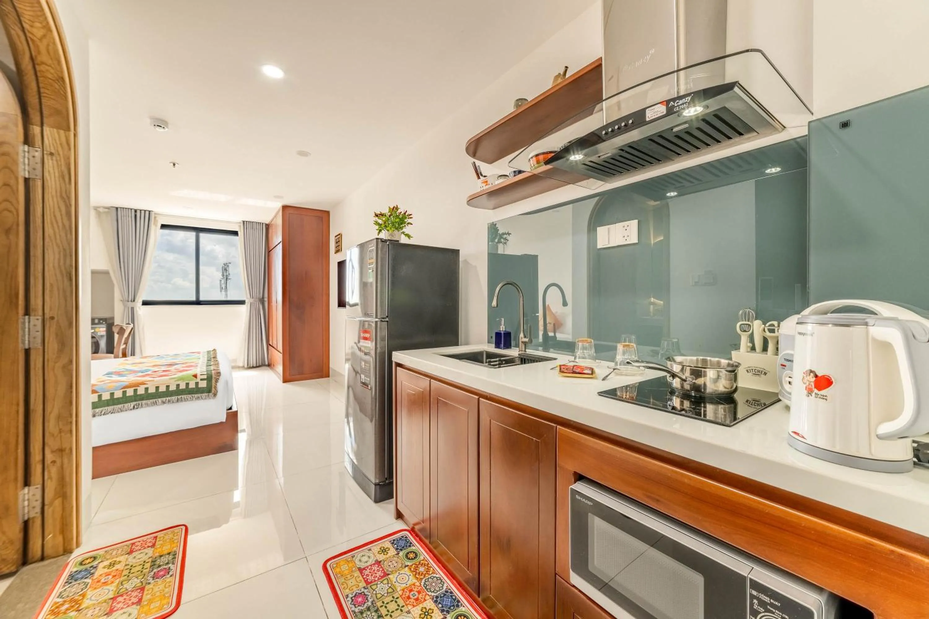 Kitchen or kitchenette in MTR Apartment & Hotel