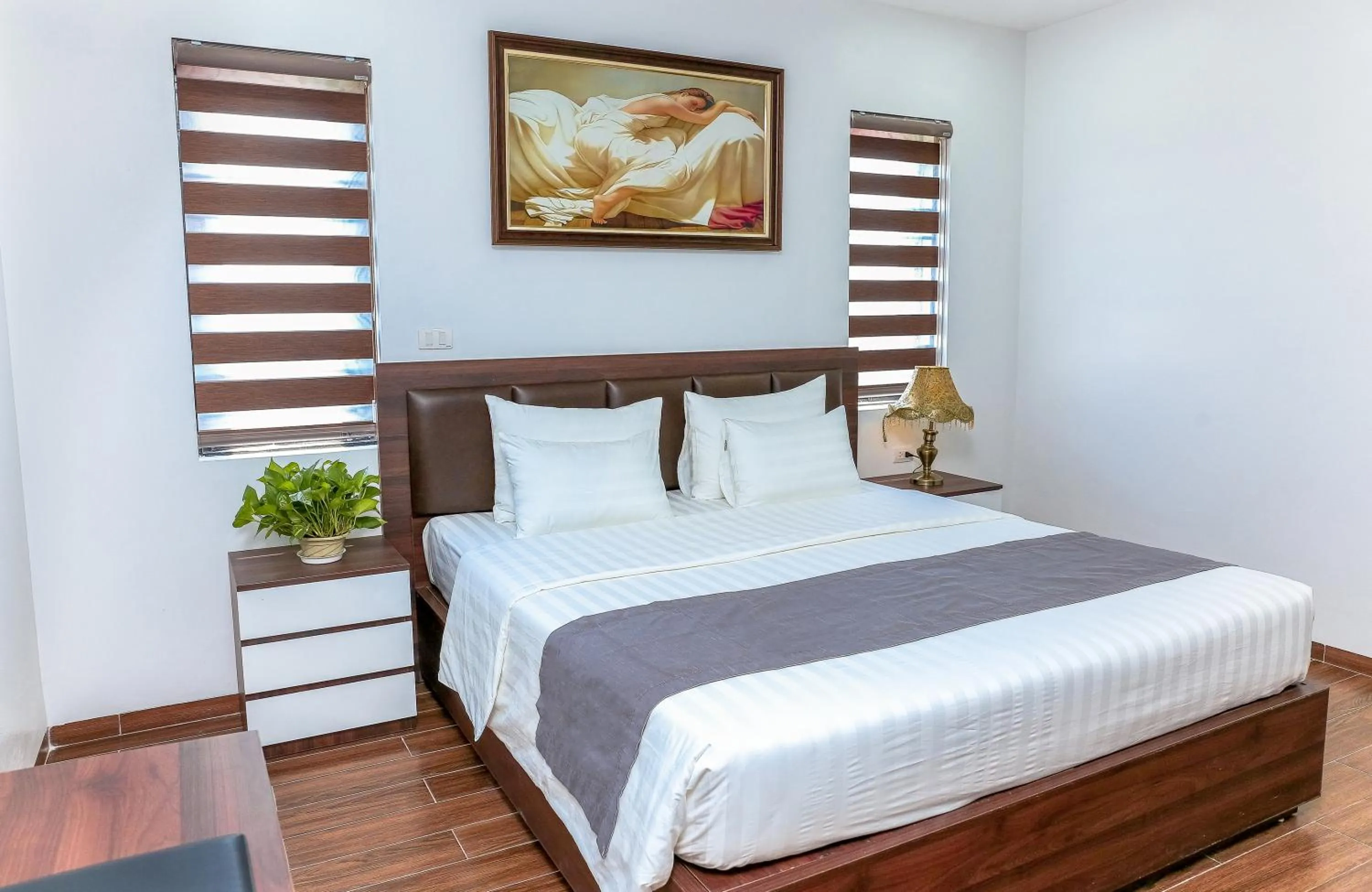 Bed in Yên Phong Hotel