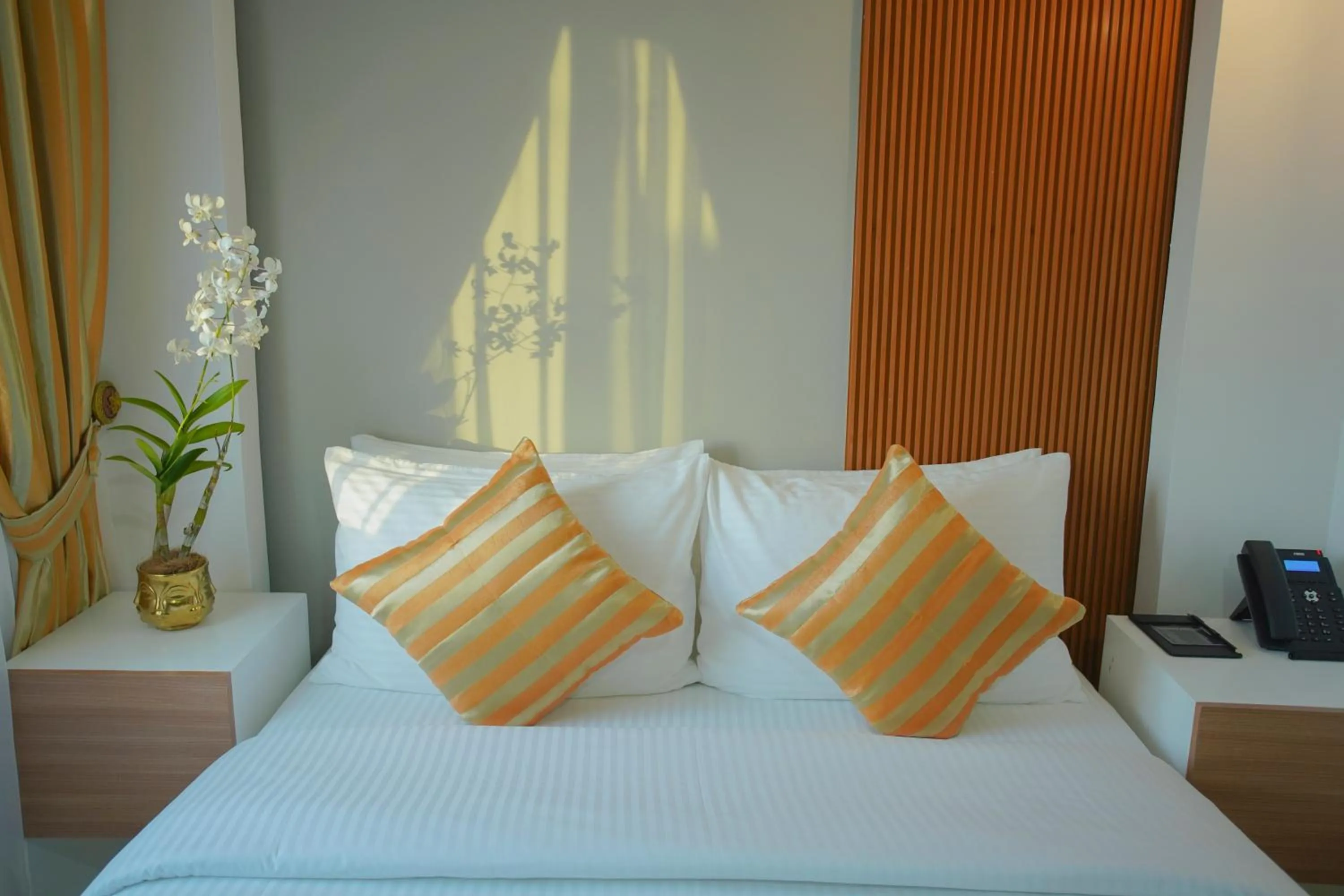 Bed in Ragazzi Resort Hotel