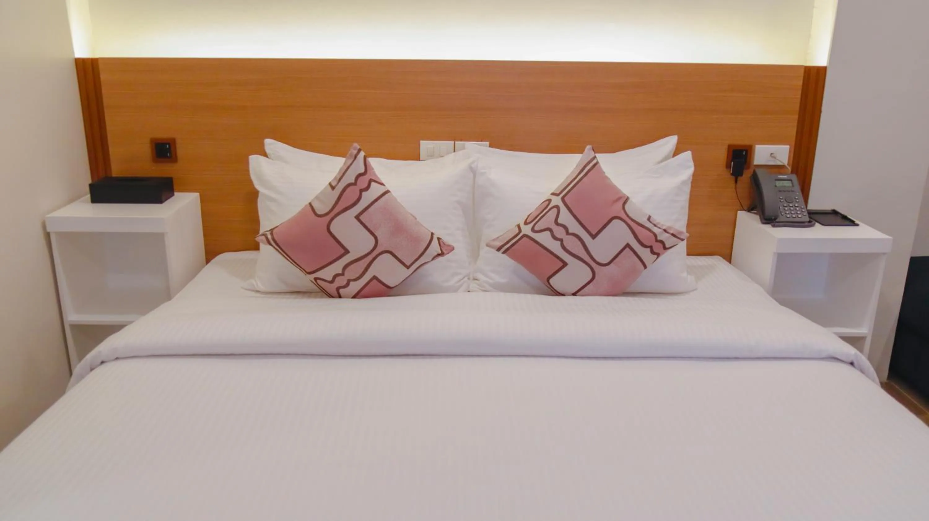 Bedroom, Bed in Ragazzi Resort Hotel