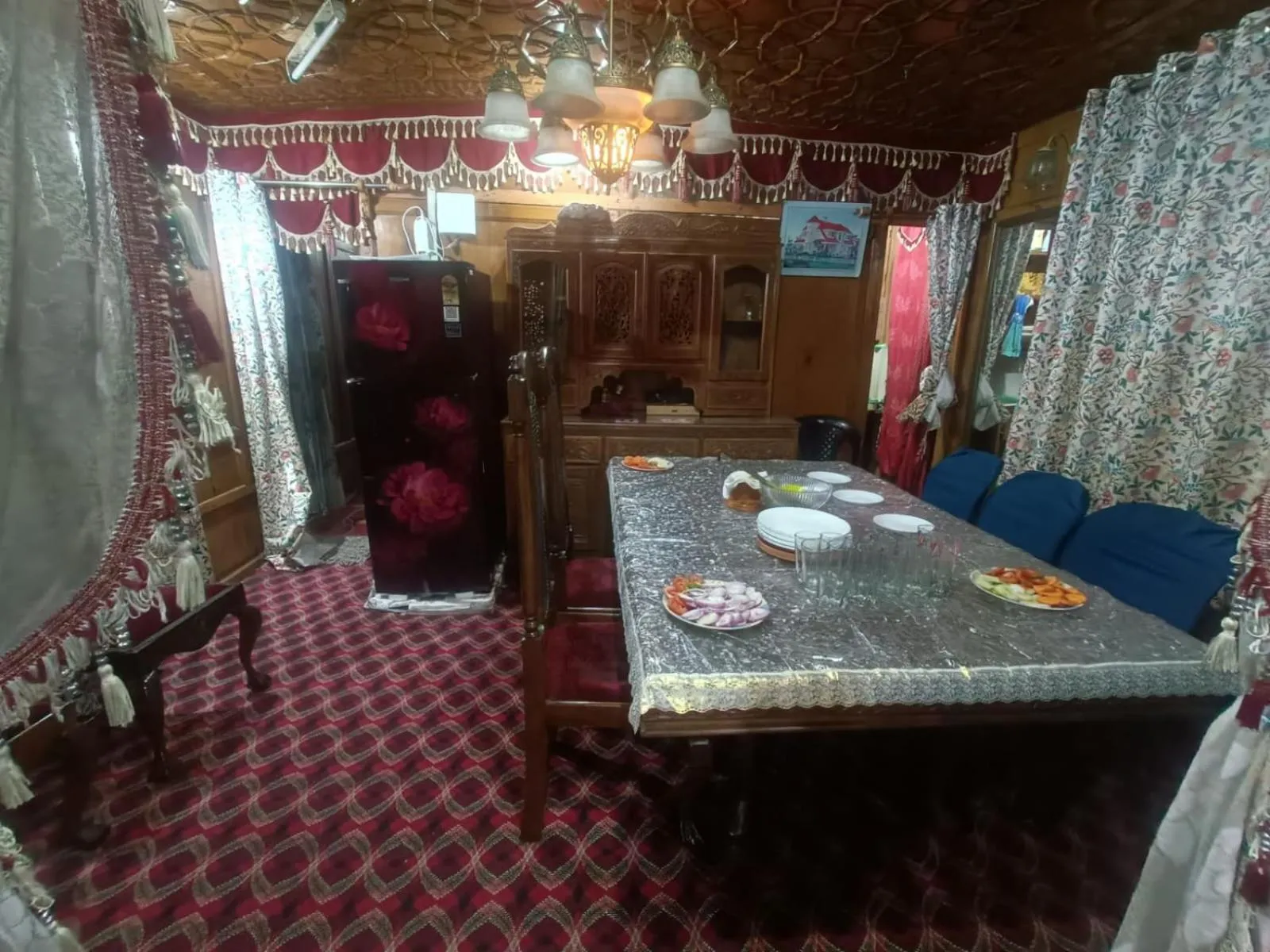 Shamus Maqbool Group Of Houseboat