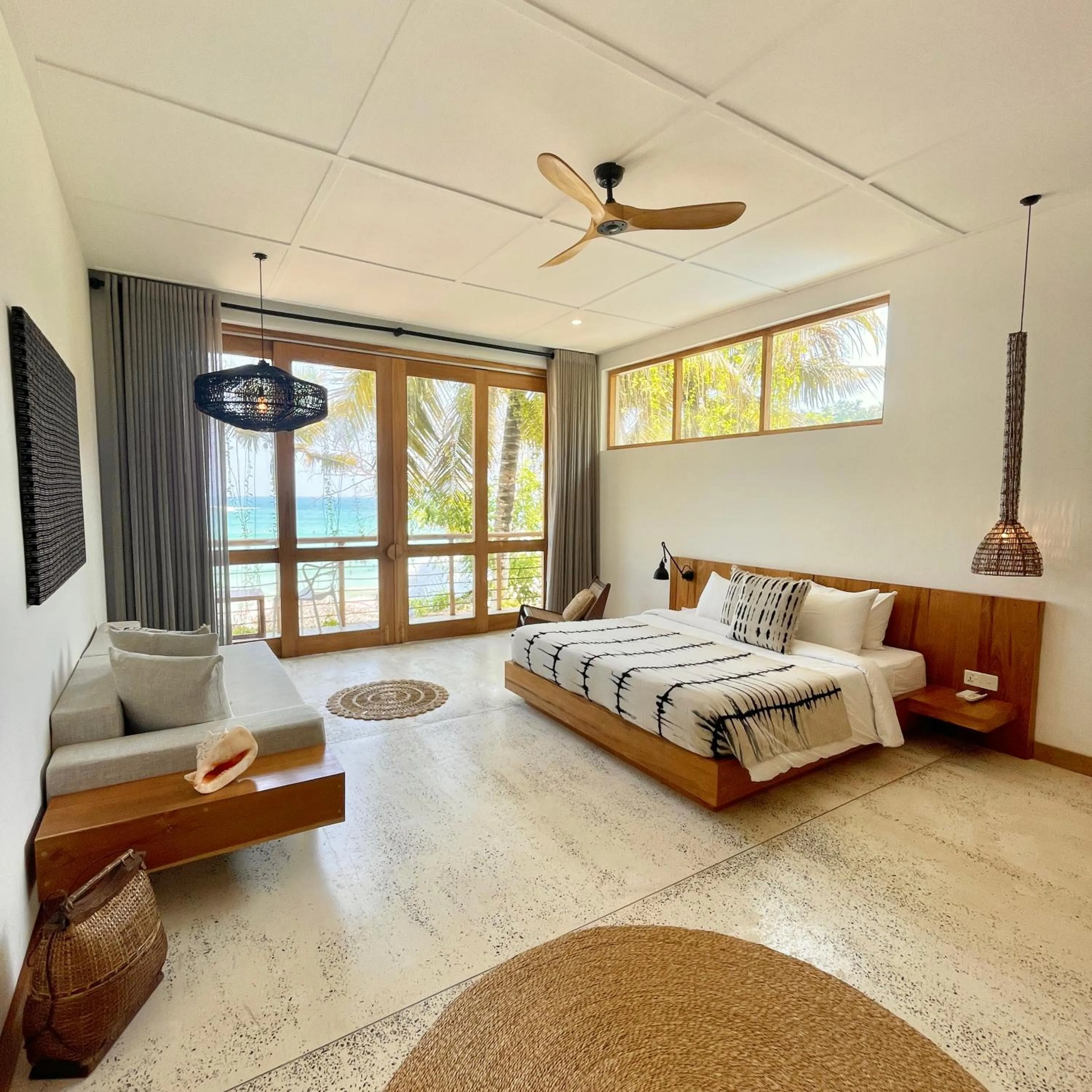 Bedroom, Bed in La Playa Beach Club