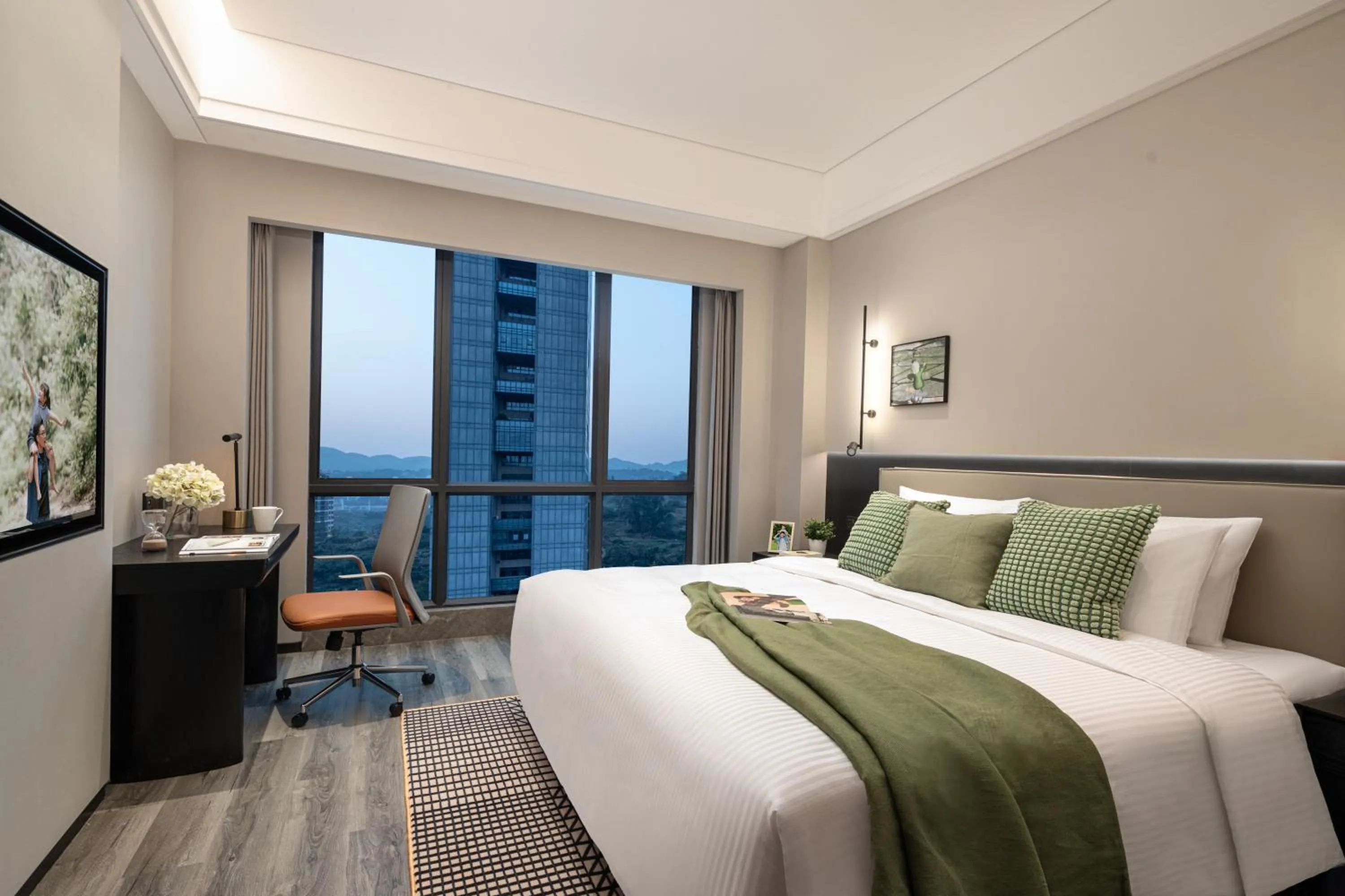 TV and multimedia, Bed in Somerset Chayuan Chongqing