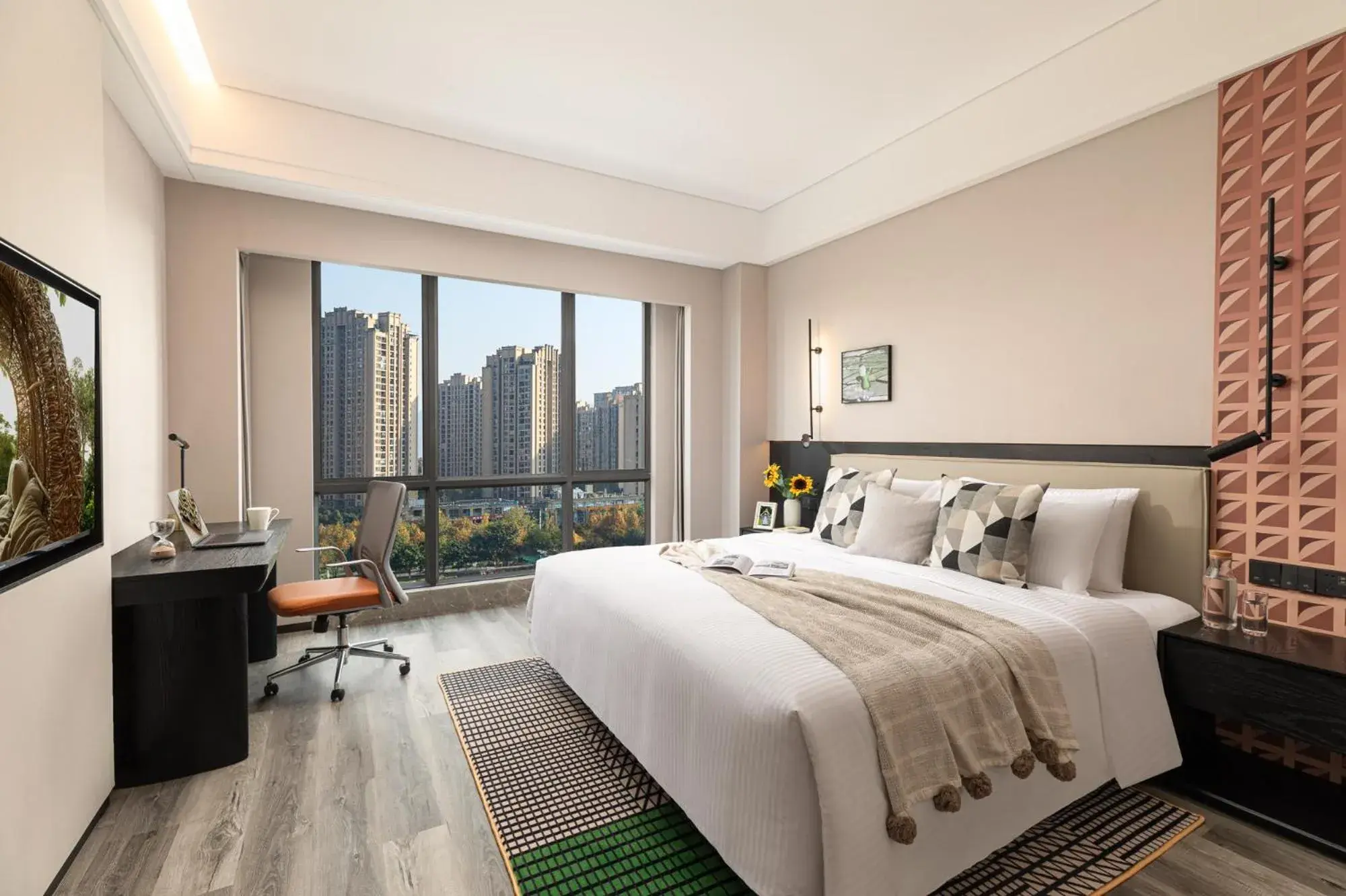 TV and multimedia, Bed in Somerset Chayuan Chongqing TV and multimedia, Bed in Somerset Chayuan Chongqing