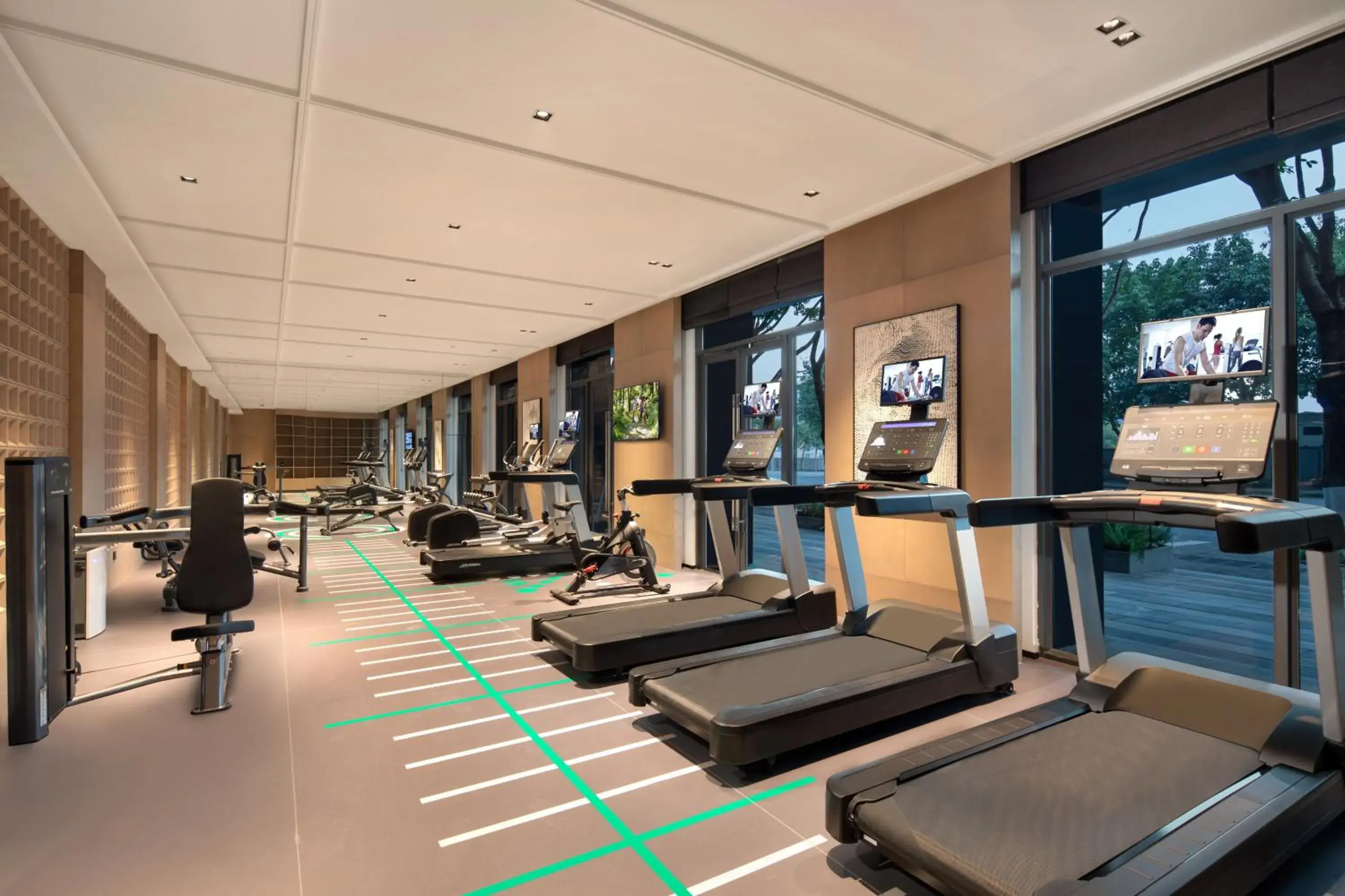 Fitness centre/facilities in Somerset Chayuan Chongqing Fitness centre/facilities in Somerset Chayuan Chongqing