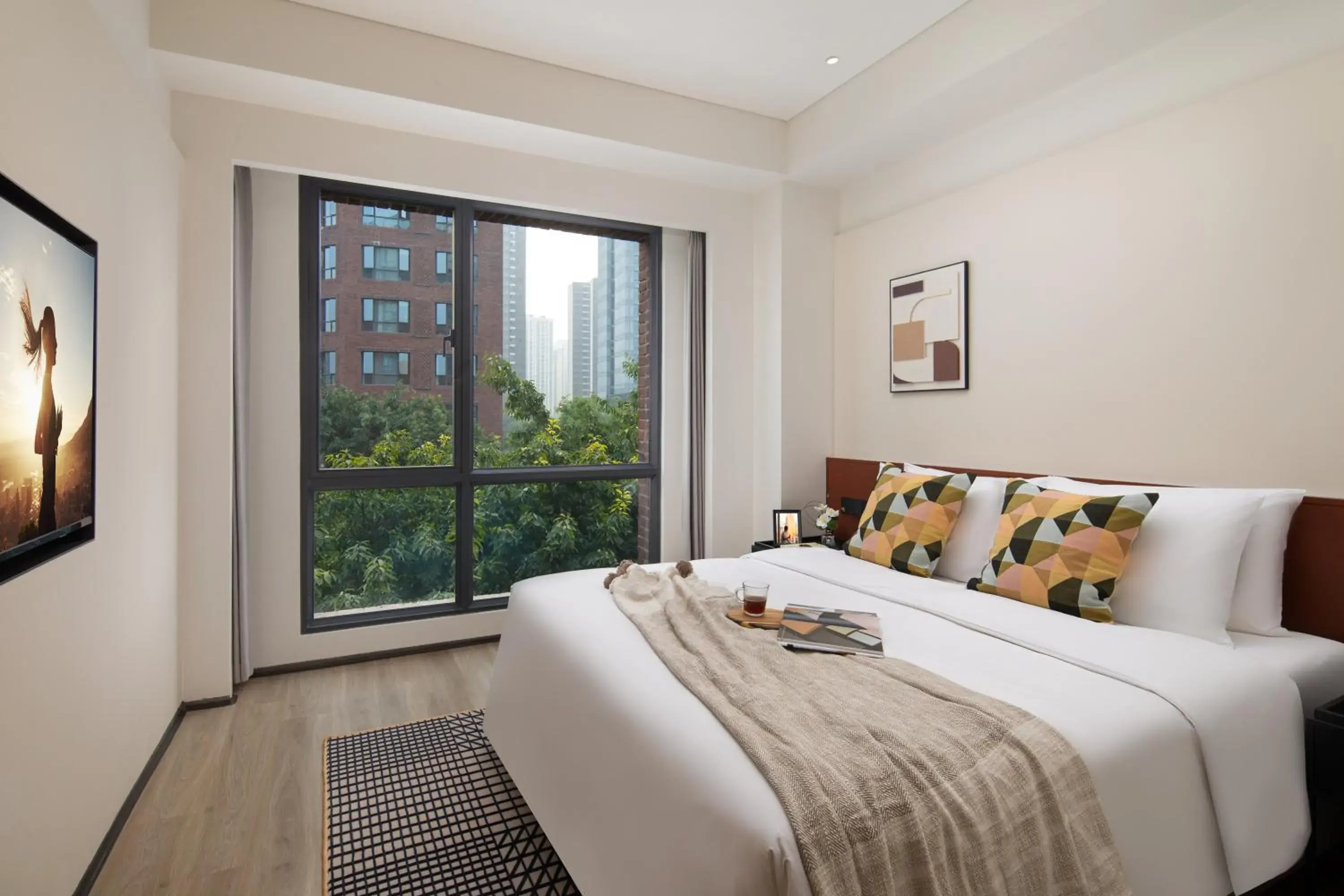 TV and multimedia, Bed in Citadines Connect Chayuan Chongqing TV and multimedia, Bed in Citadines Connect Chayuan Chongqing