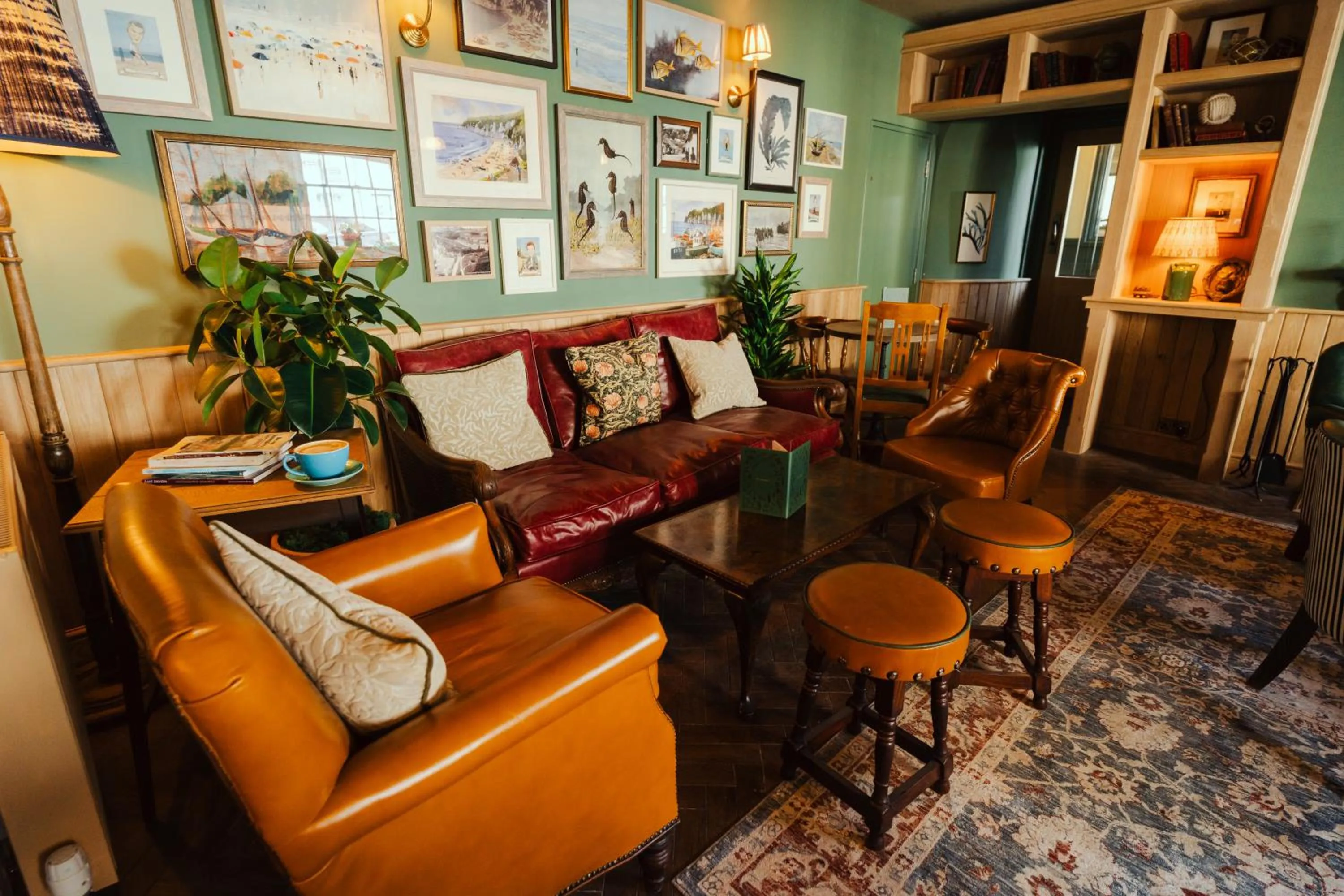 Lounge or bar in Dolphin Hotel