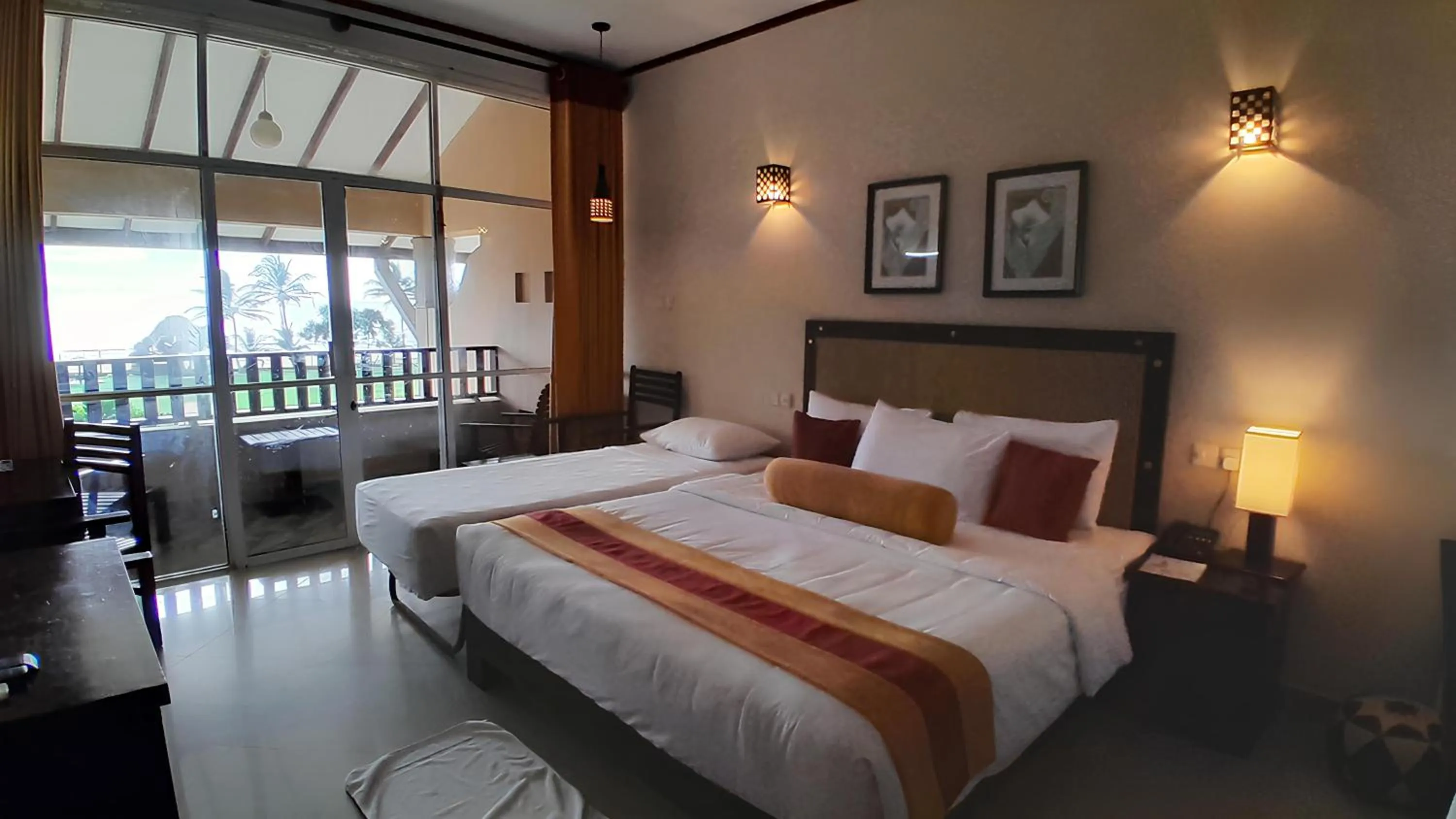 Bedroom, Bed in Laya Beach