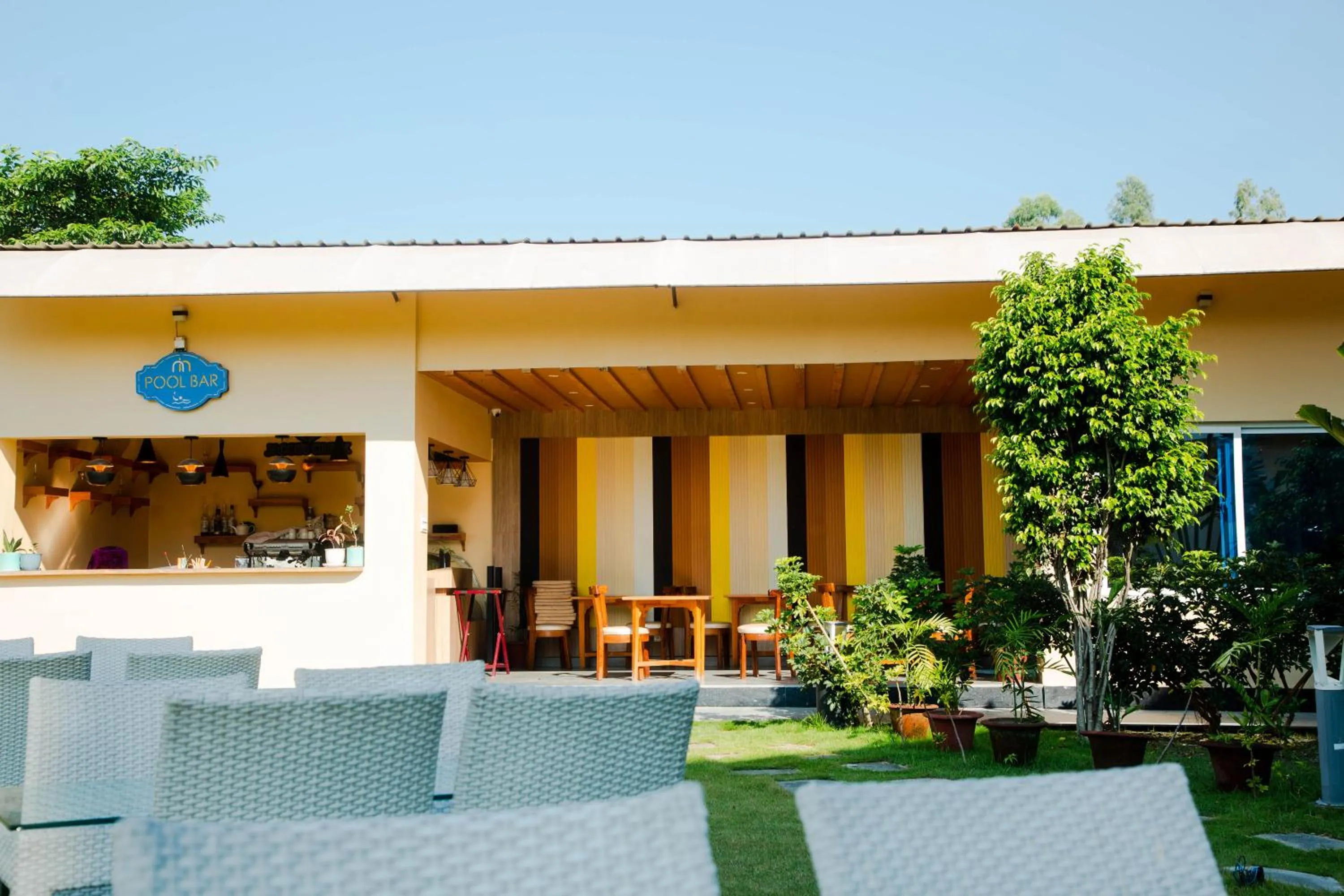 Lounge or bar in Nepalirika Hotel Biratchowk