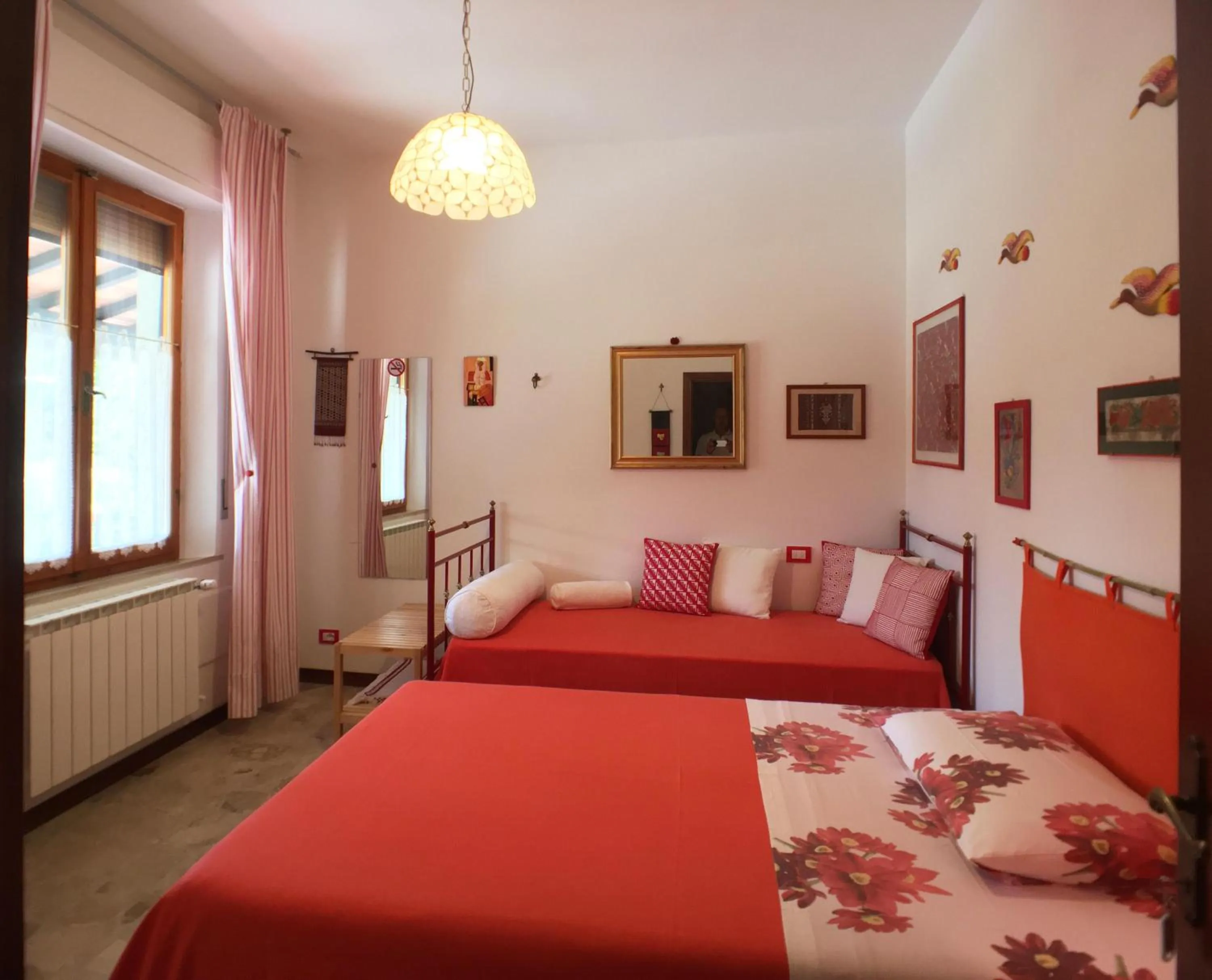 Photo of the whole room in B&B Casa Certosa