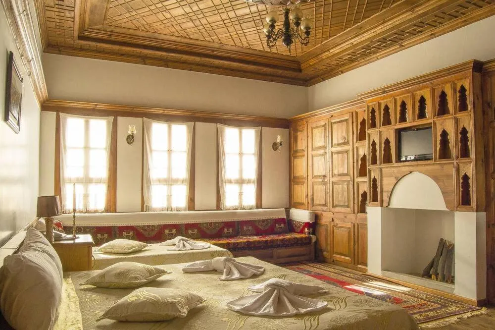 Bed in Leyla Hanım Konağı