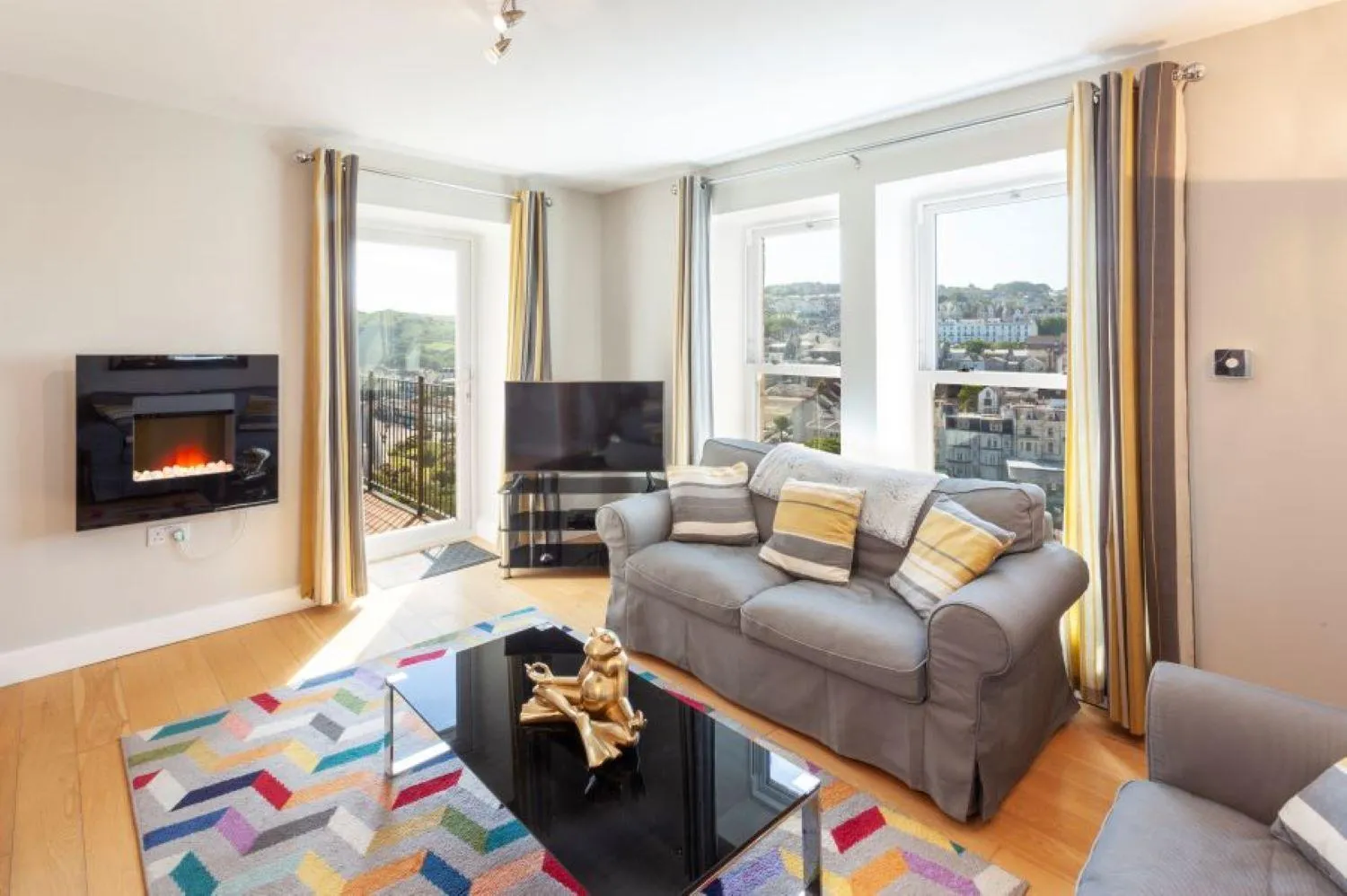 Other in Superb sea front apartment with great sea views