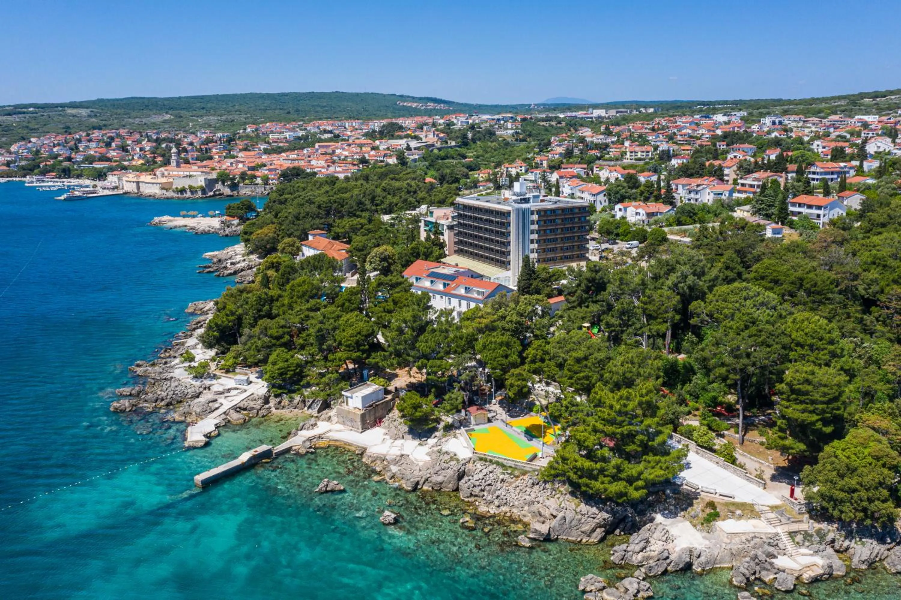 Property building in Villa Tamaris - Hotel Resort Dražica