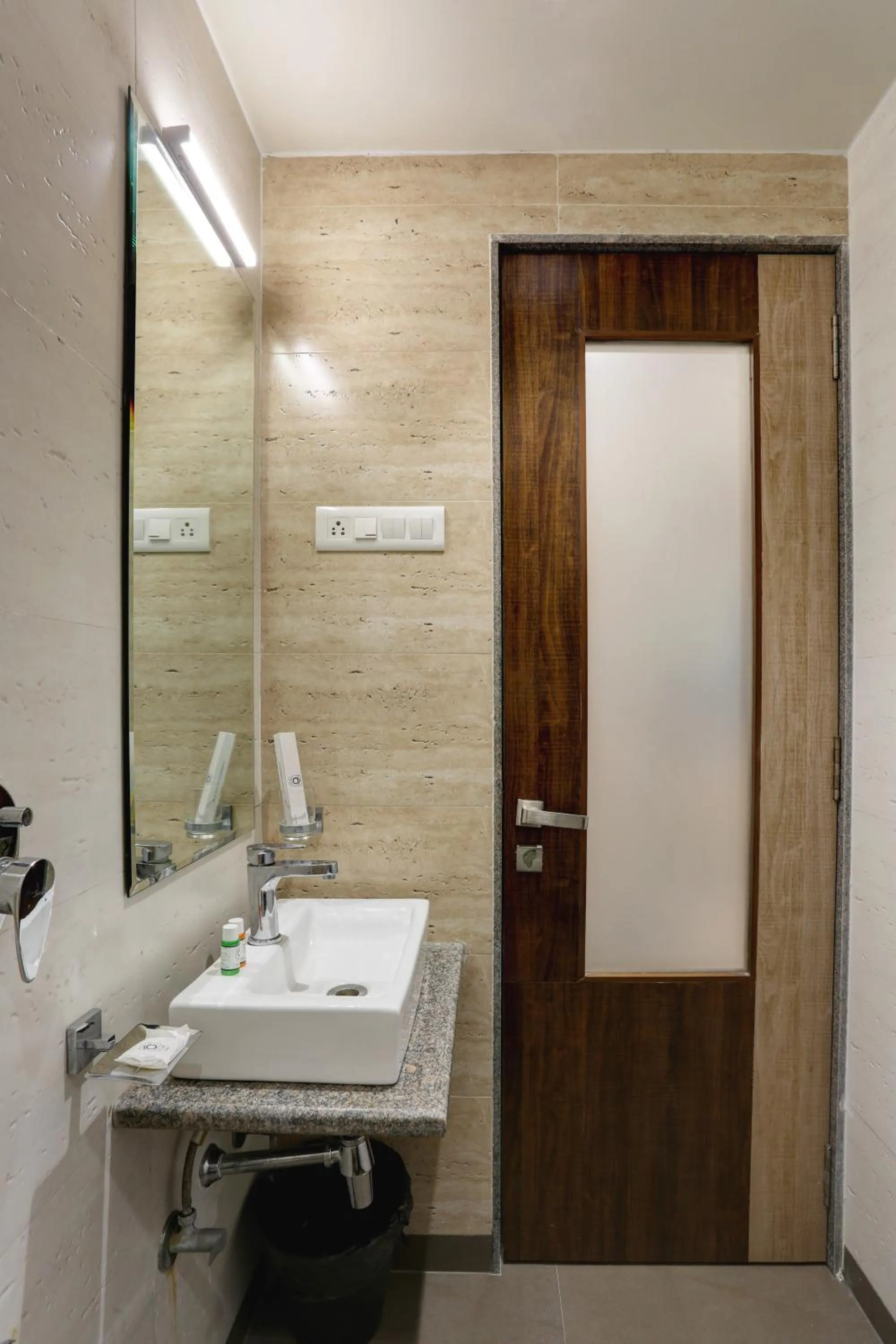 Bathroom in Hotel Ozone Inn Colaba
