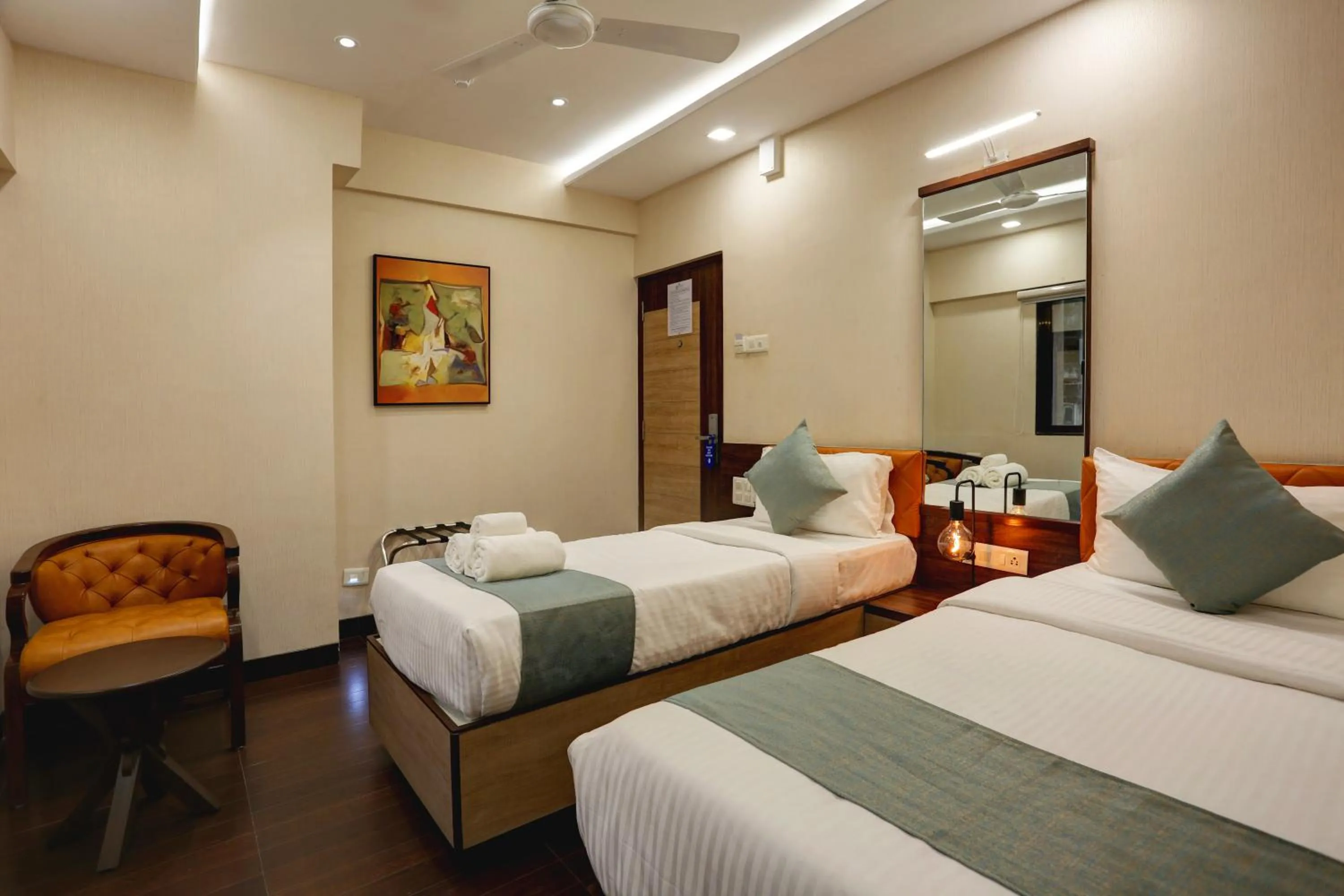 Bed in Hotel Ozone Inn Colaba