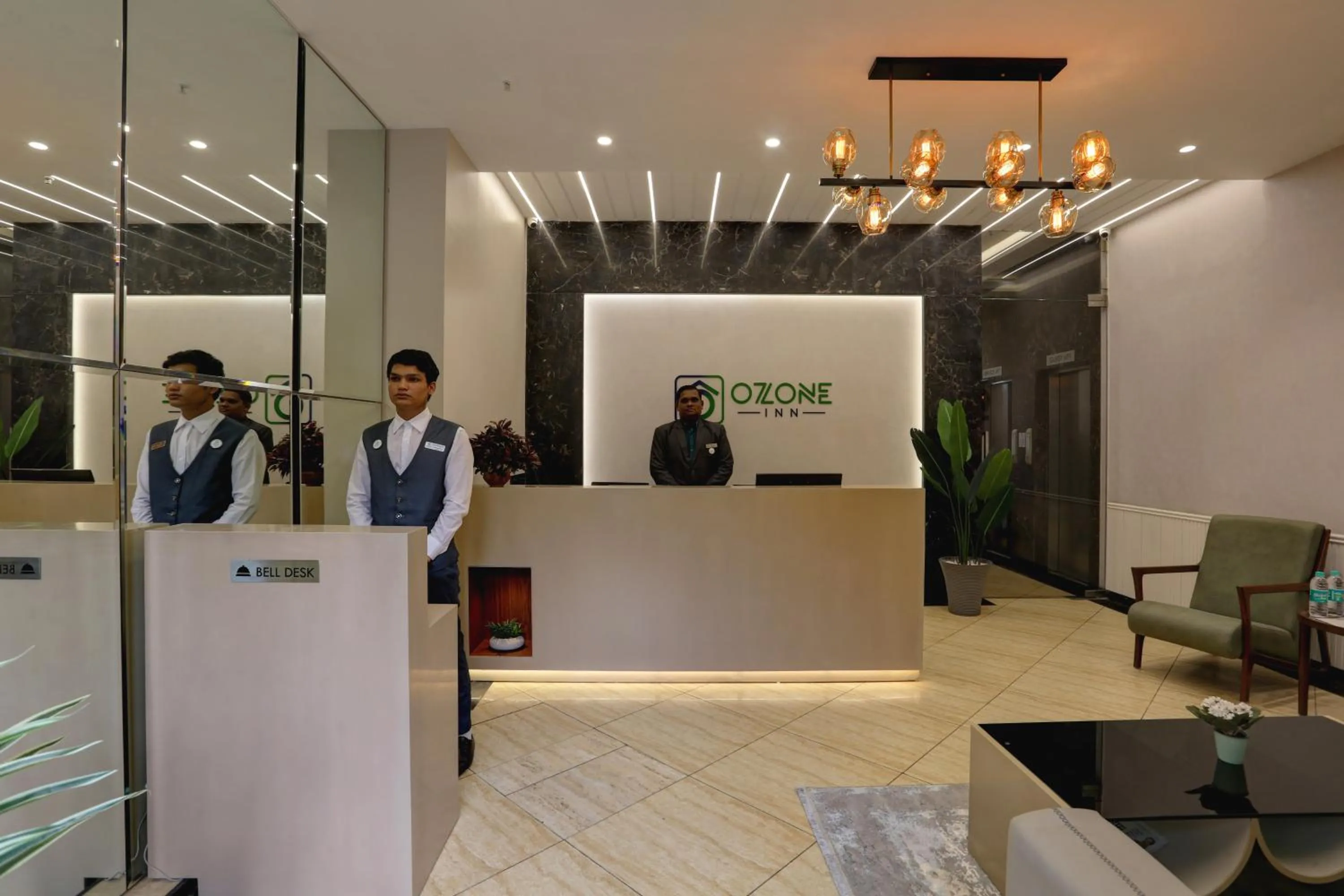 Lobby or reception in Hotel Ozone Inn Colaba