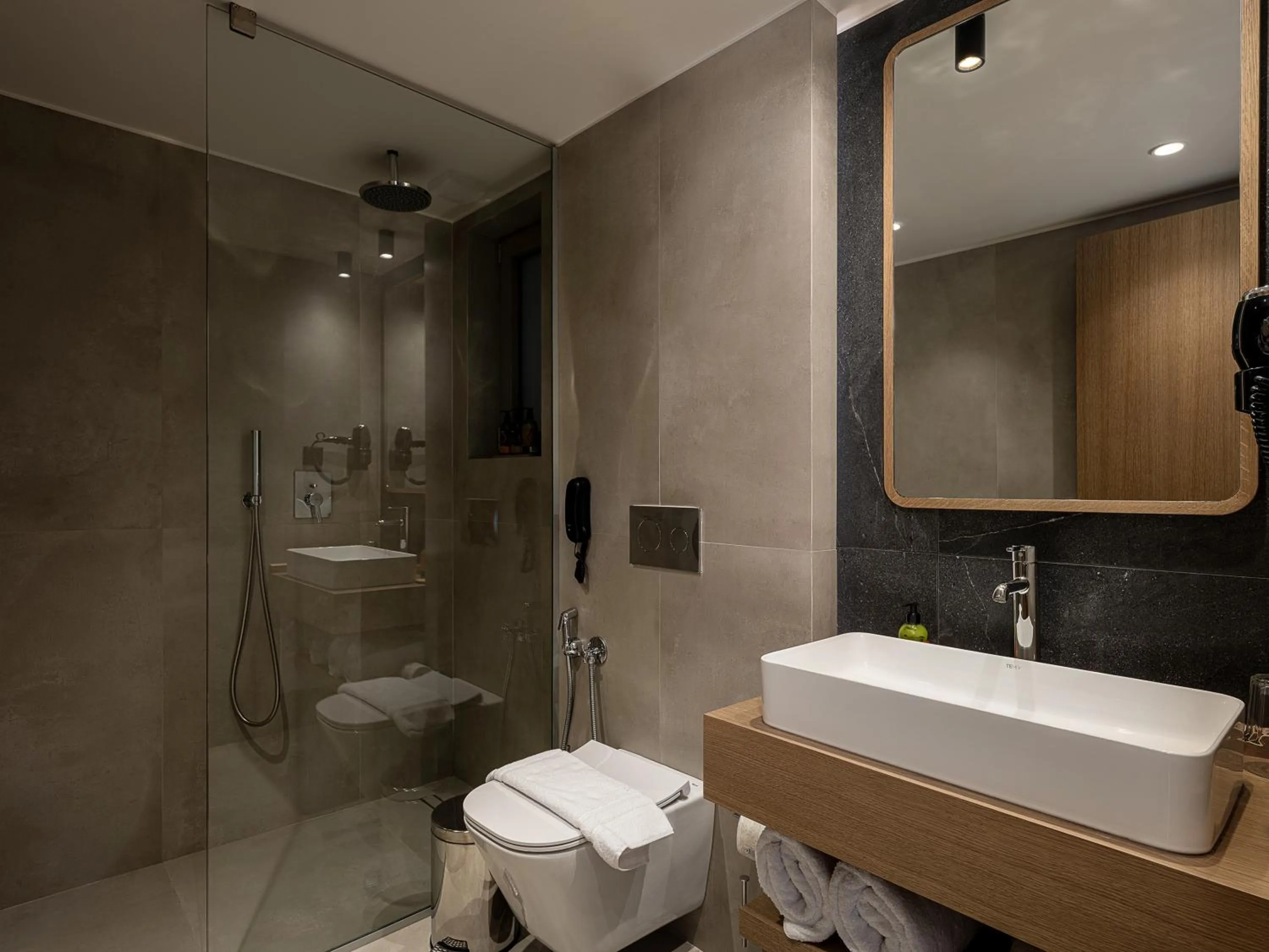 Bathroom in Inea Sole Boutique Hotel