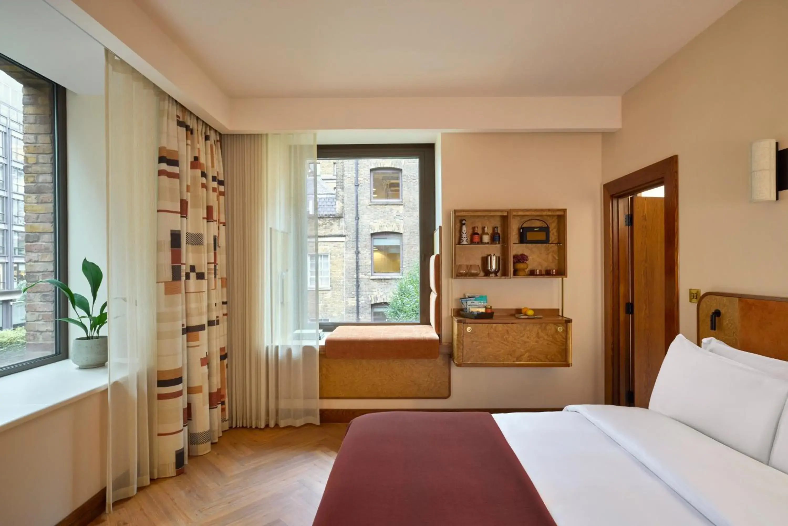 Photo of the whole room, Bed in Sir Devonshire Square Hotel, part of Sircle Collection Photo of the whole room, Bed in Sir Devonshire Square Hotel, part of Sircle Collection