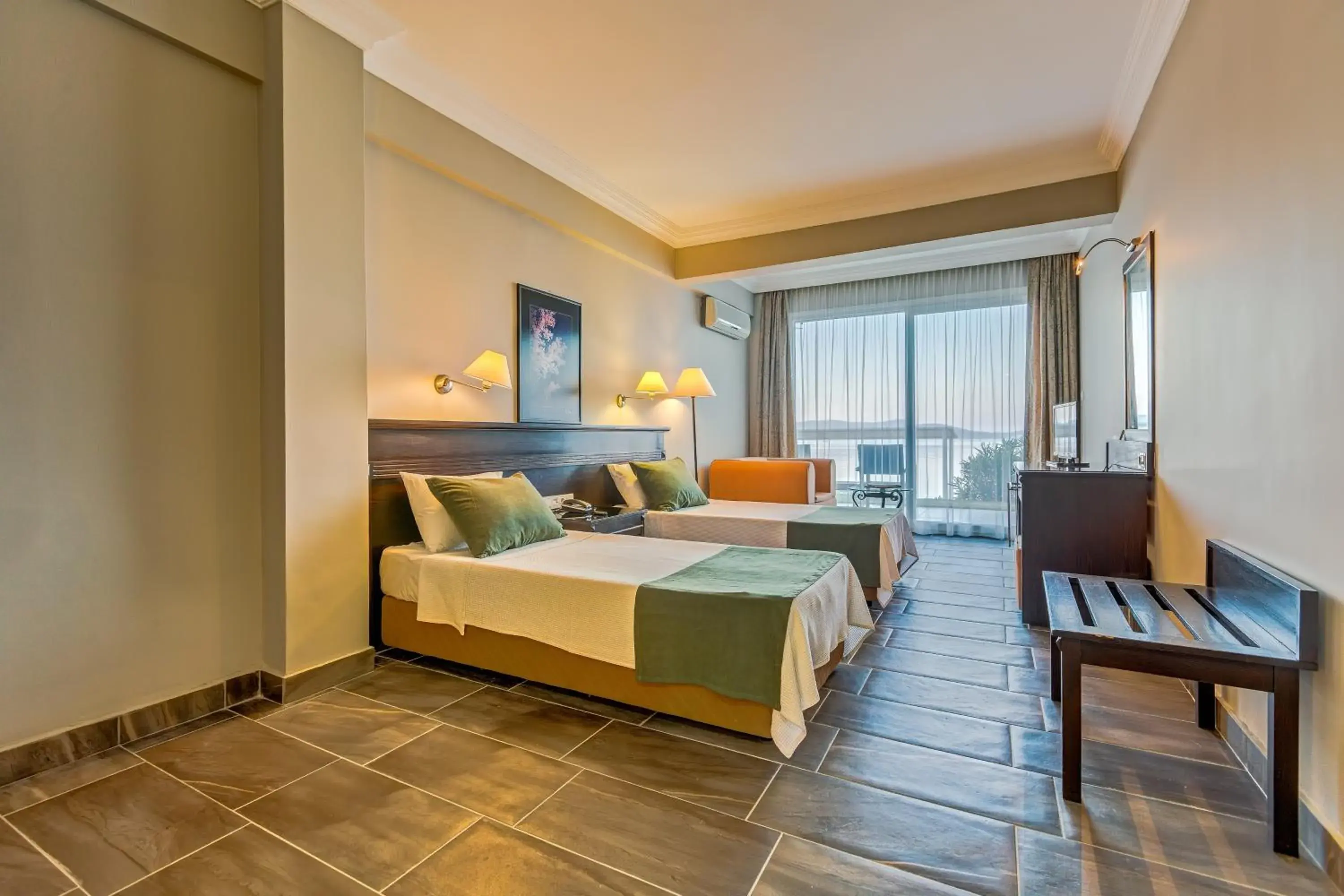 Photo of the whole room, Bed in Cunda Hotel Photo of the whole room, Bed in Cunda Hotel