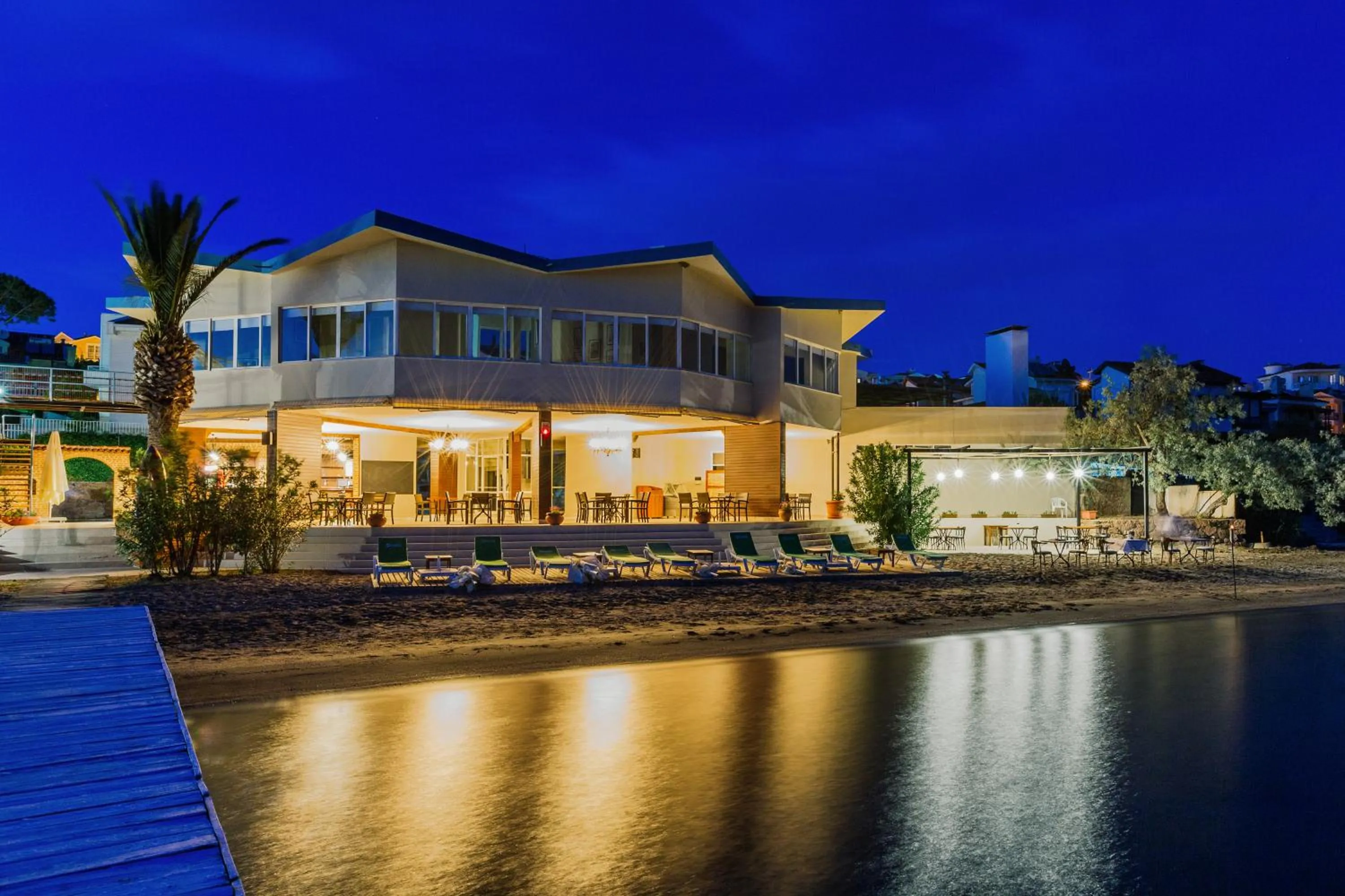 Property building in Cunda Hotel