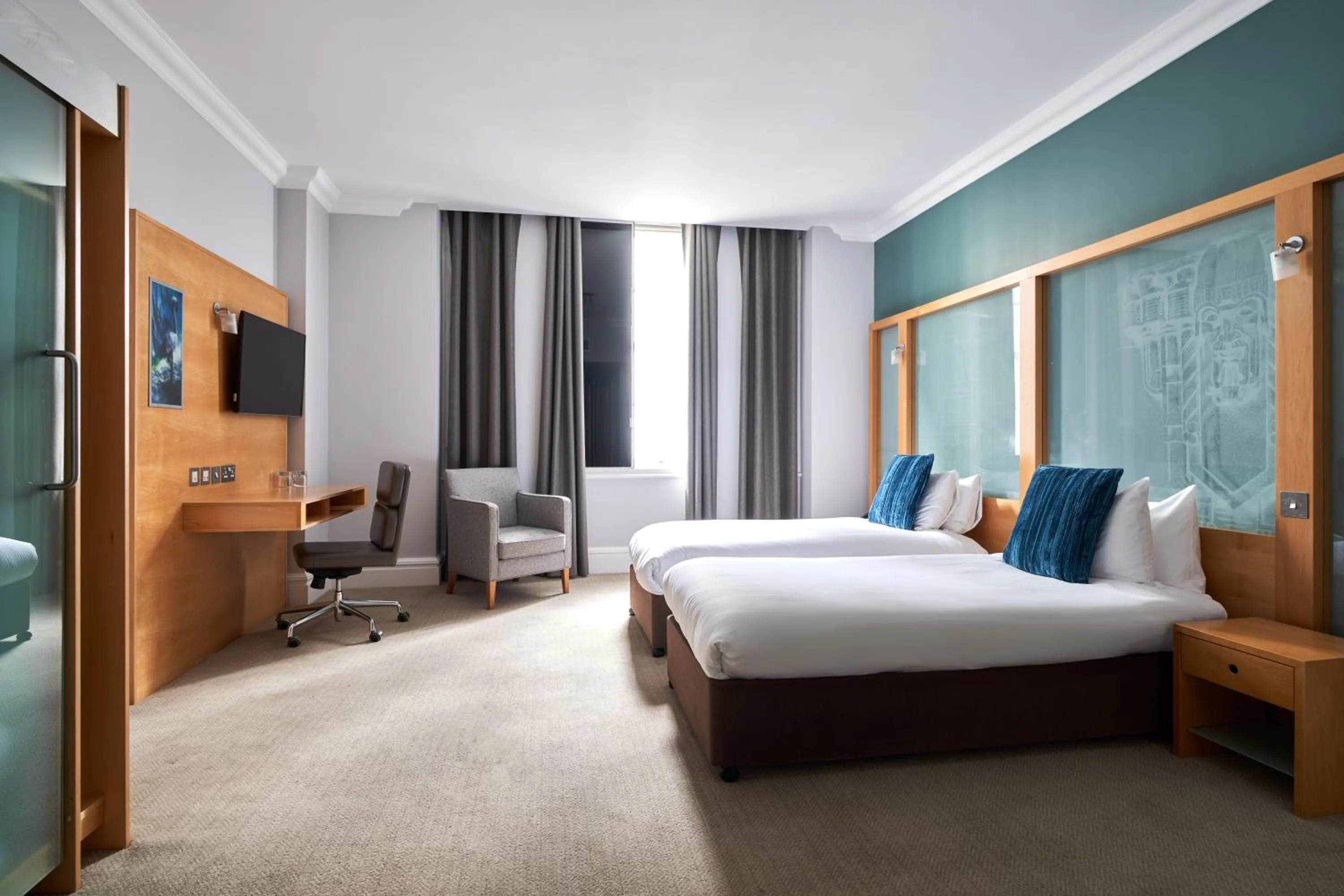 Bedroom, Bed in Thistle London Park Lane