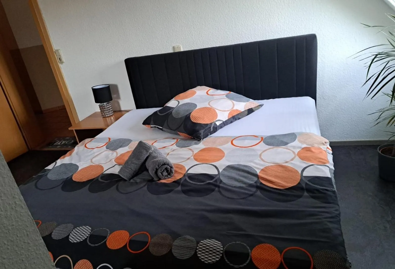 Bedroom, Bed in Eggersheimer Hof