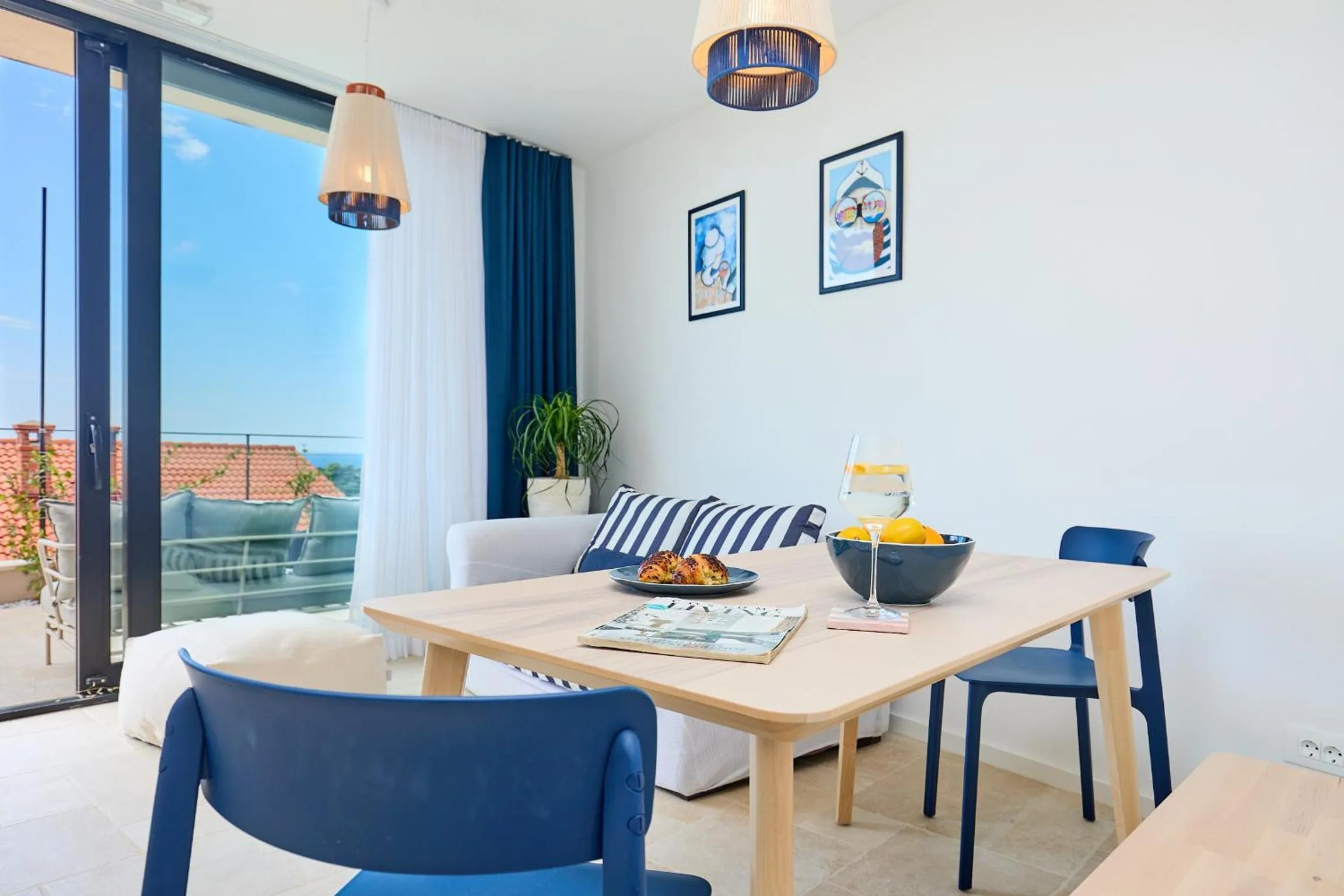 Dining area in Hedera Estate Hedera Studio 1