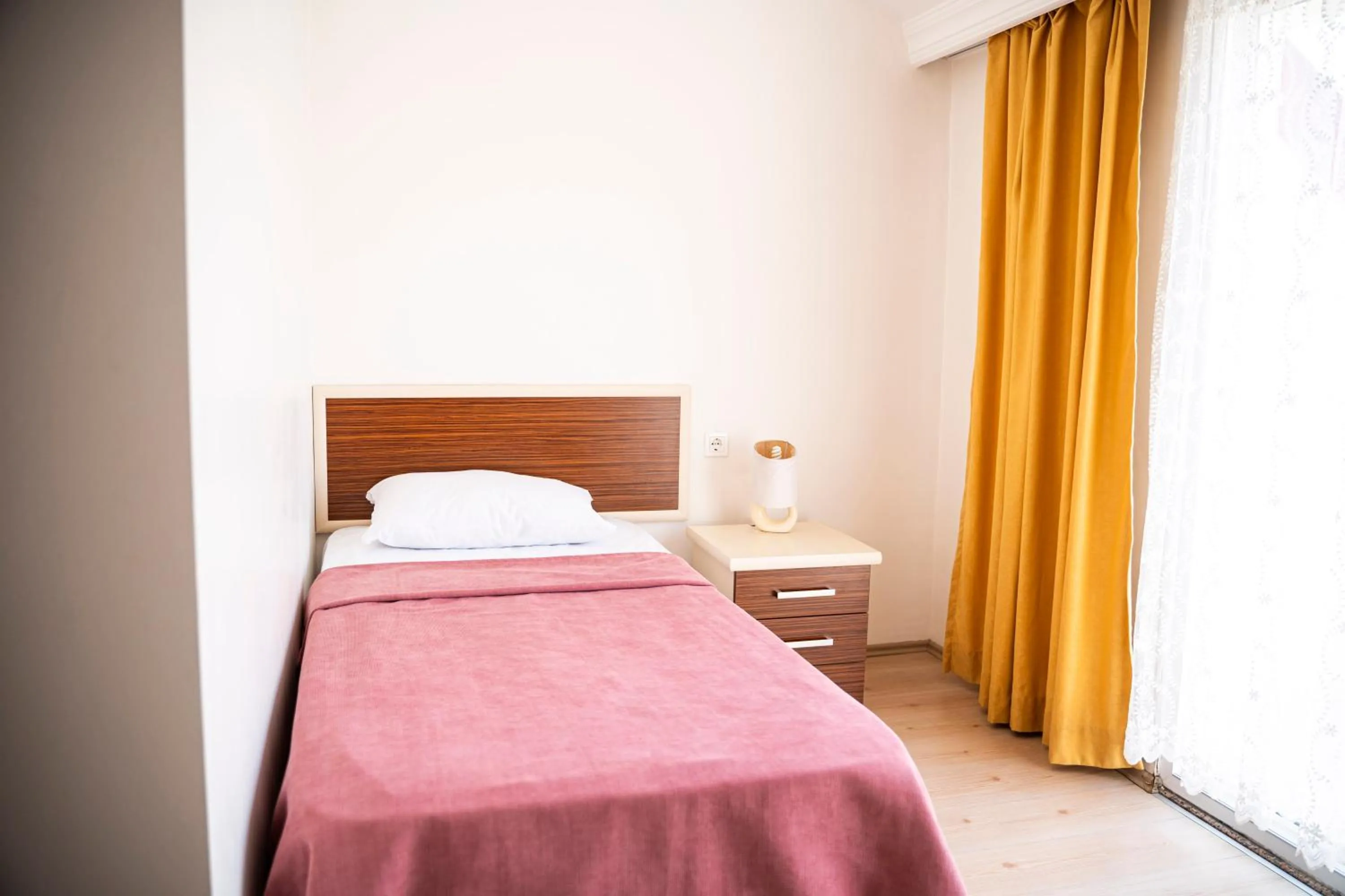 Bed in Sirin Residence