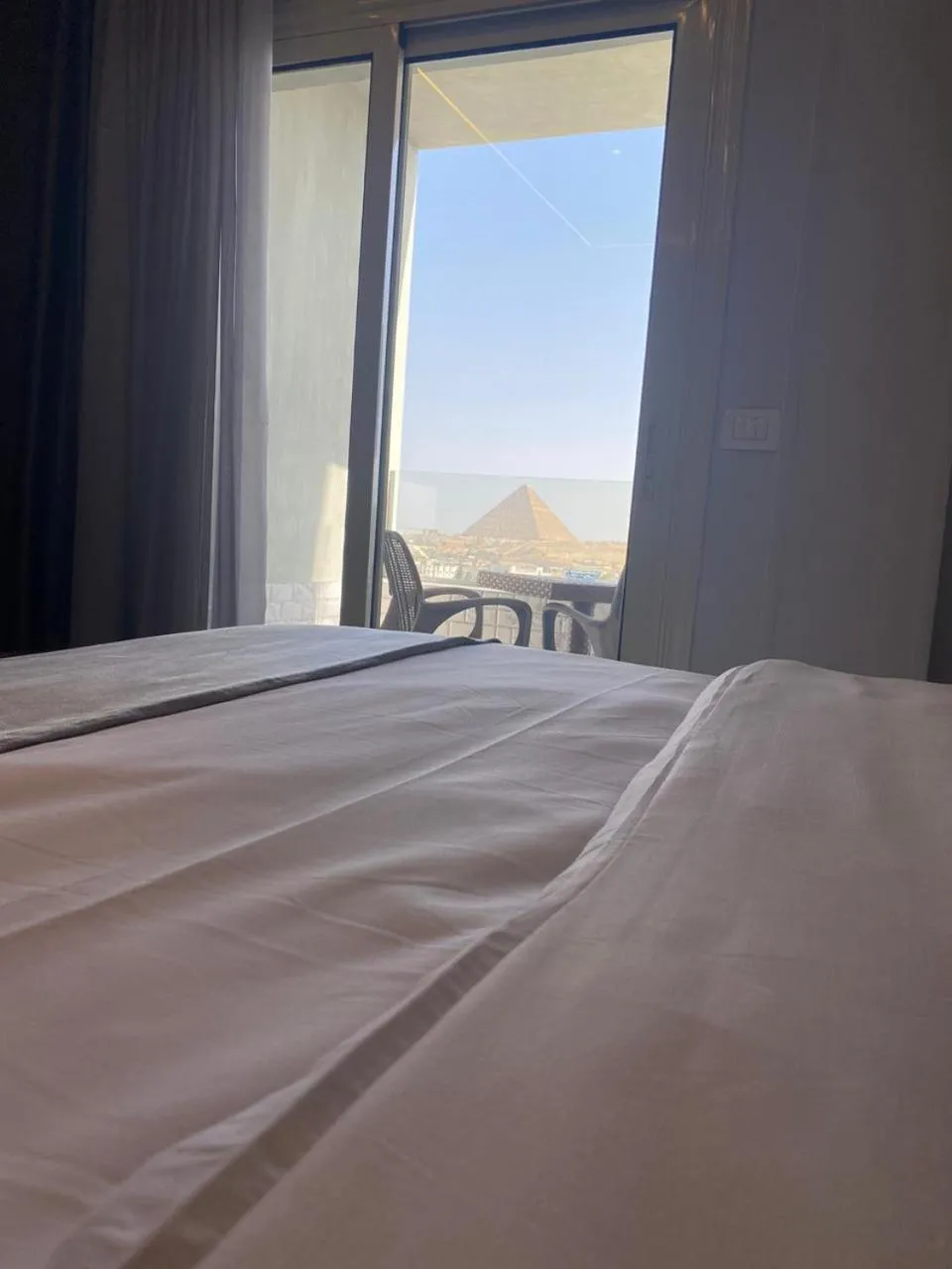 Photo of the whole room, Bed in pyramids grand museum inn