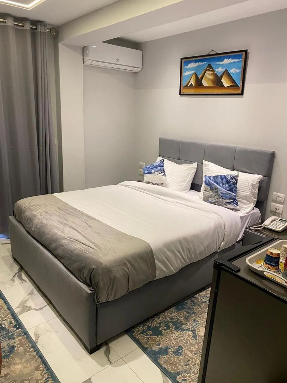 Photo of the whole room, Bed in pyramids grand museum inn