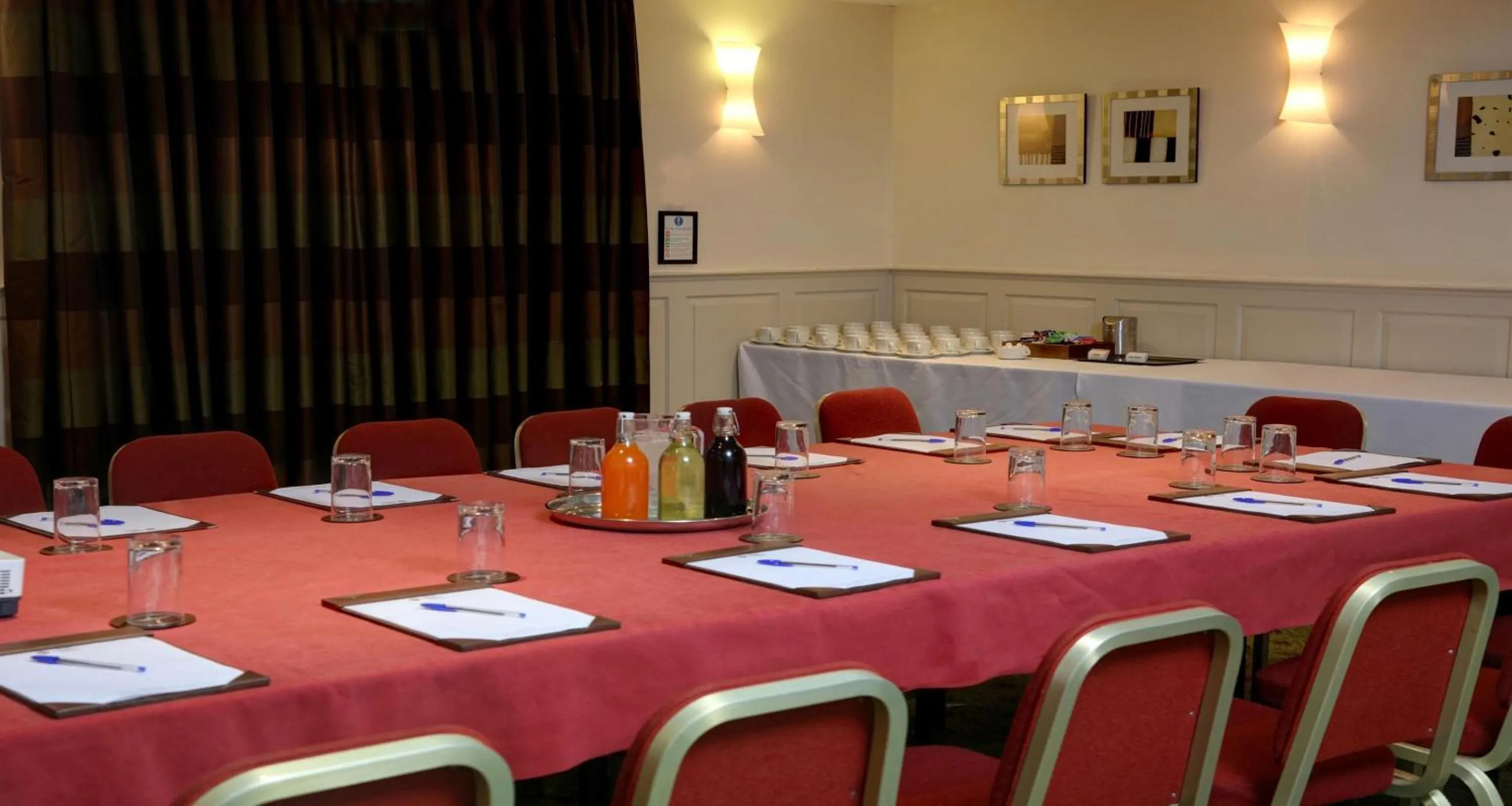 Meeting/conference room in Best Western Plus Angel Hotel