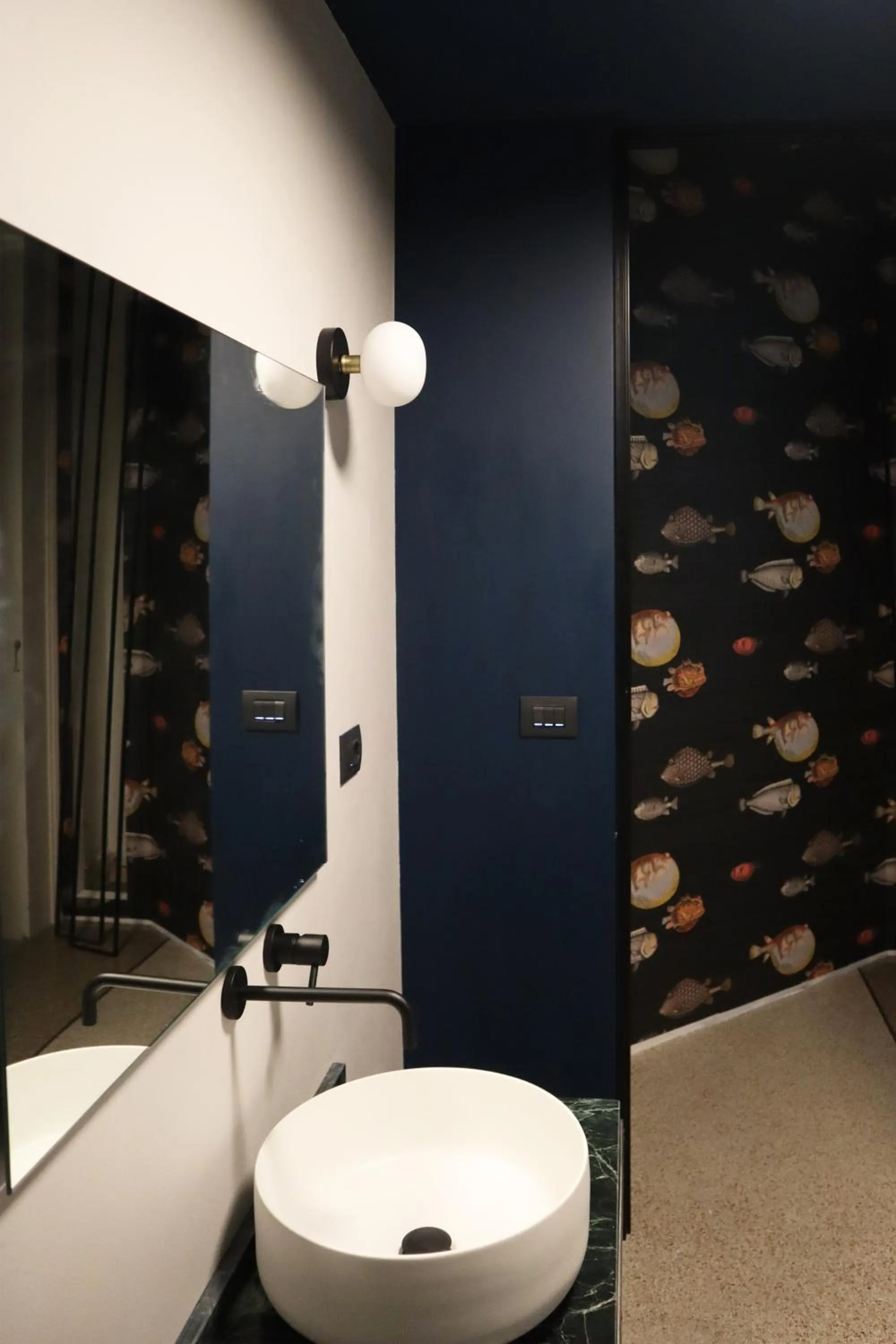 Bathroom in Roiss Haus Suites