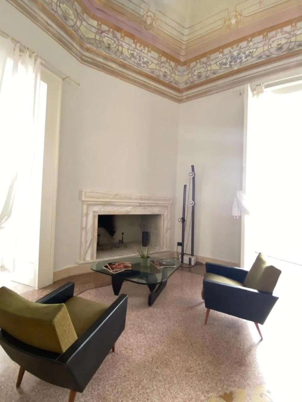 Seating area in Roiss Haus Suites