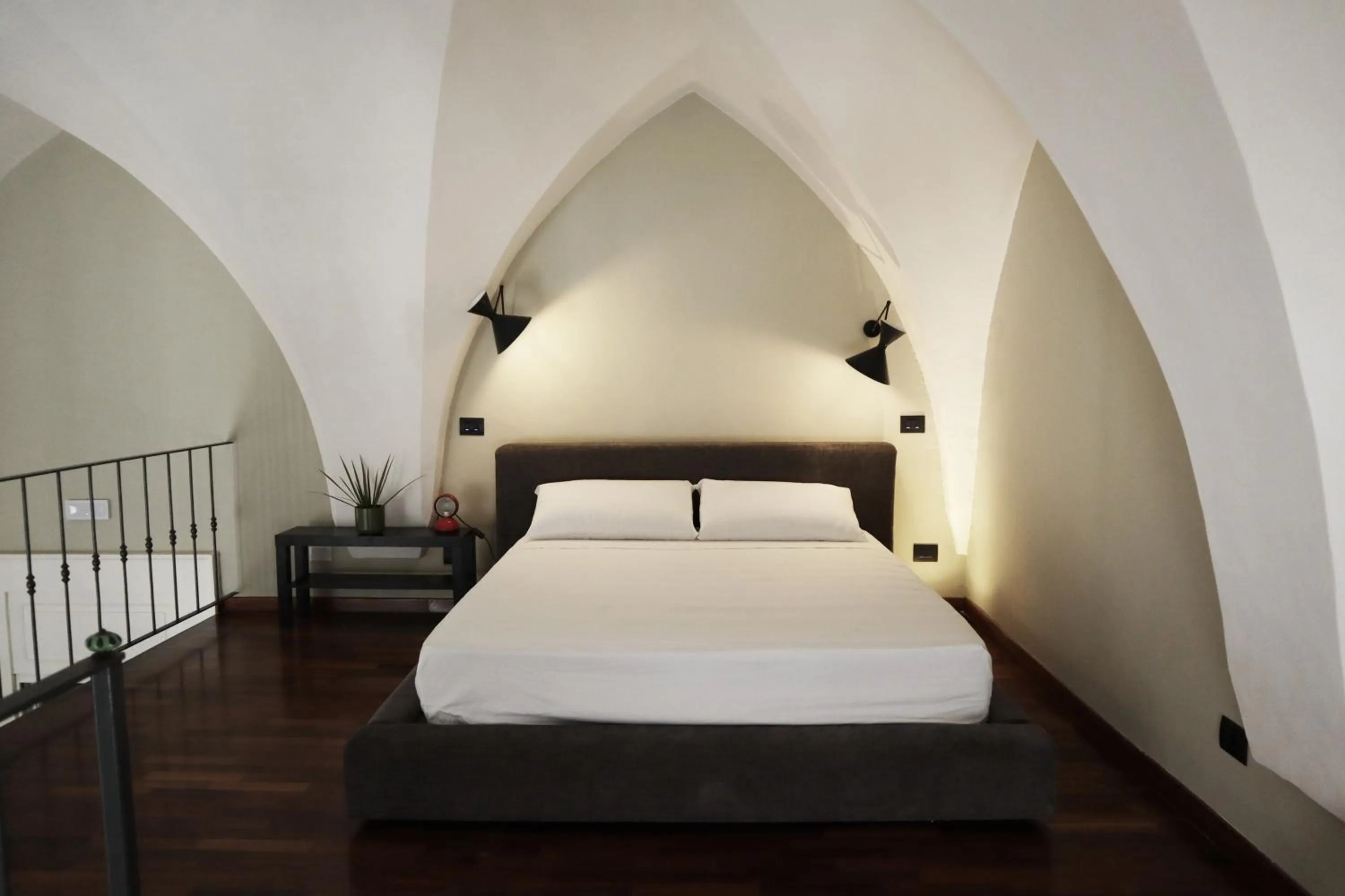 Bedroom, Bed in Roiss Haus Suites