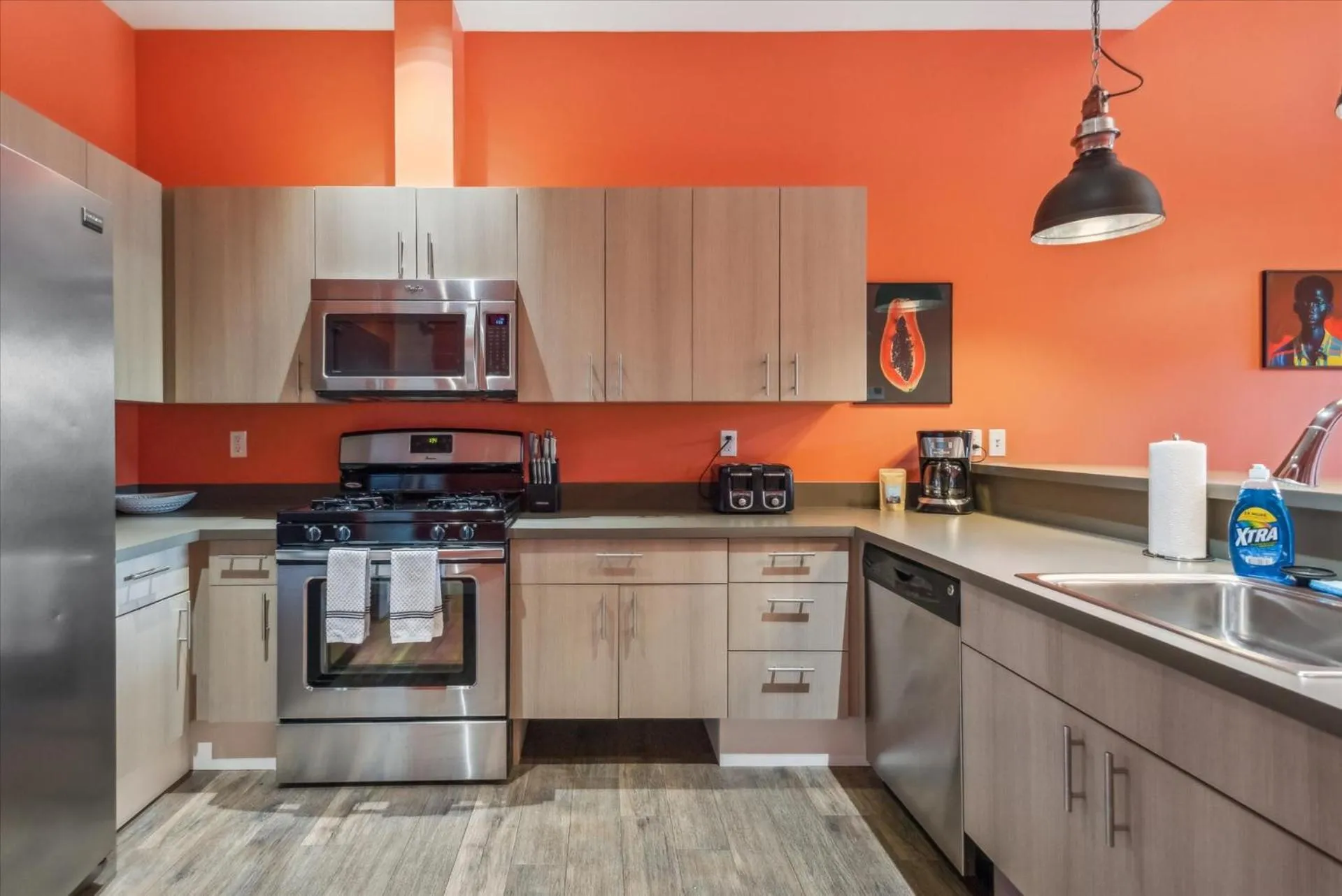 VioletSuitesPDX Boutique Hotel