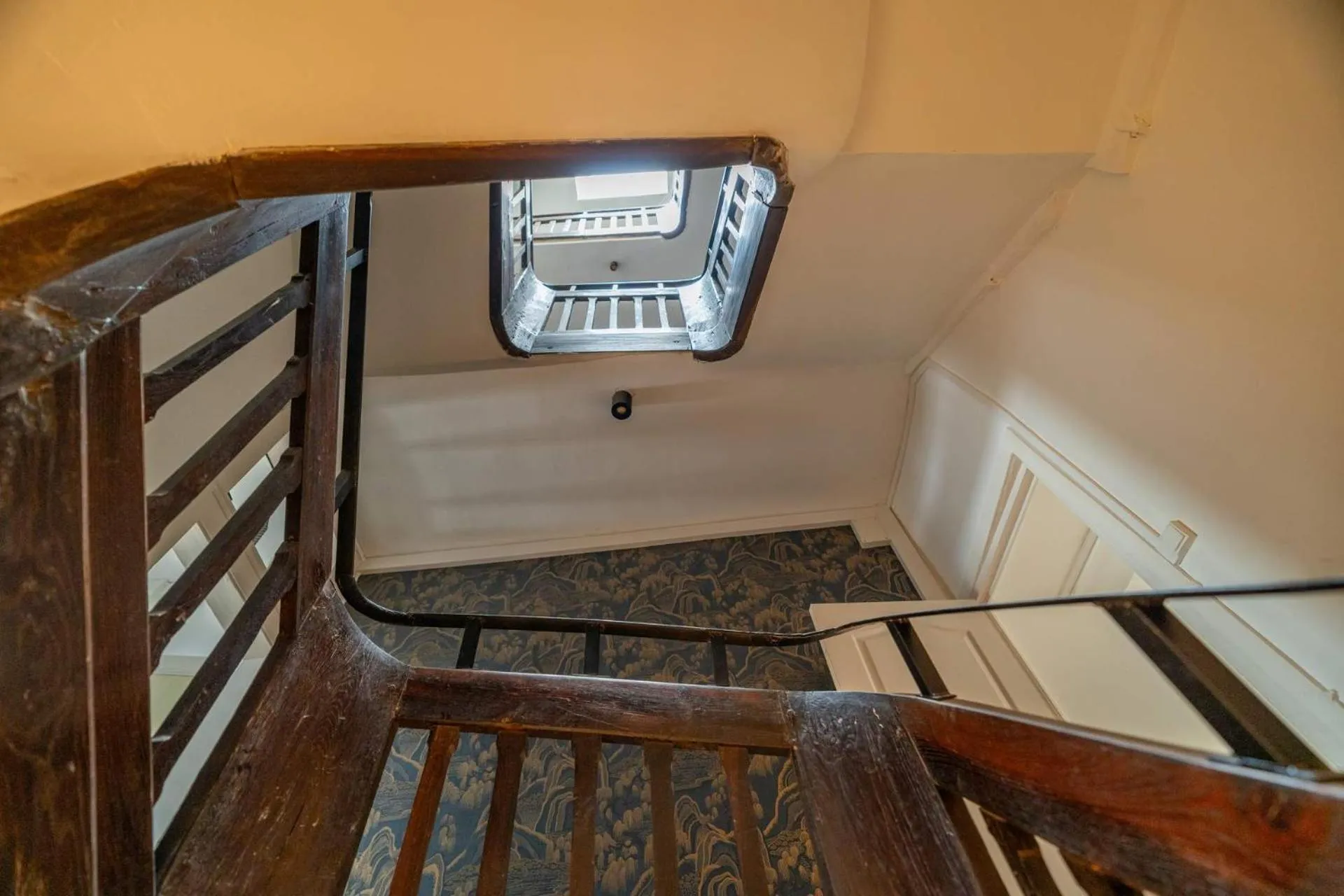 Property building in Les Suites de Bellac