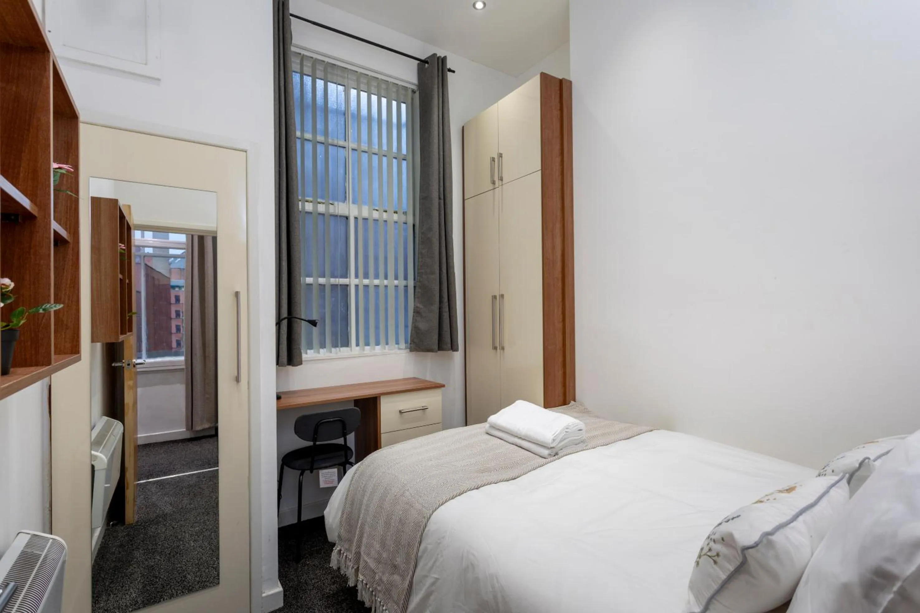 Bedroom in Oxford Row Apartments, Leeds City Centre