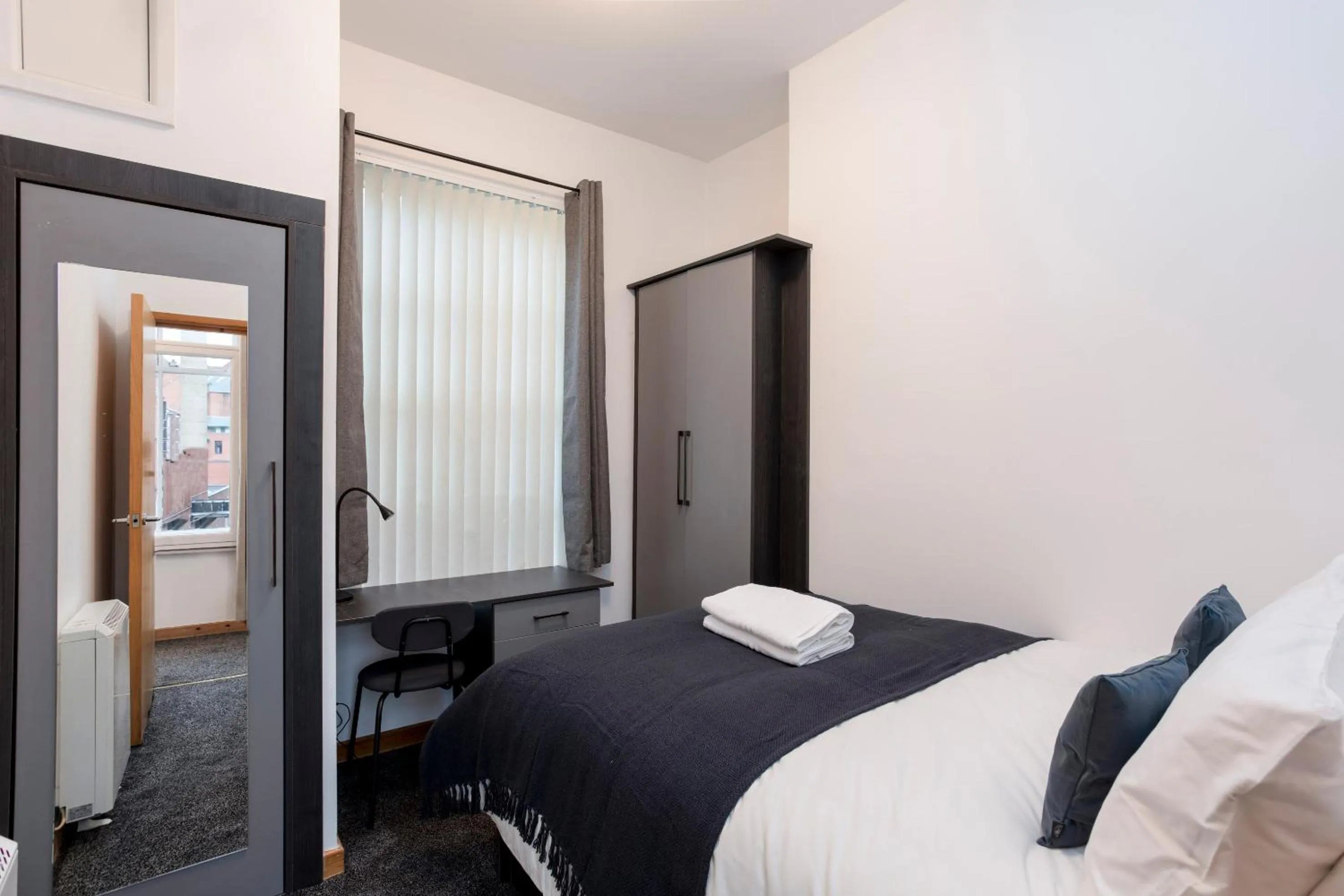 Bedroom in Oxford Row Apartments, Leeds City Centre