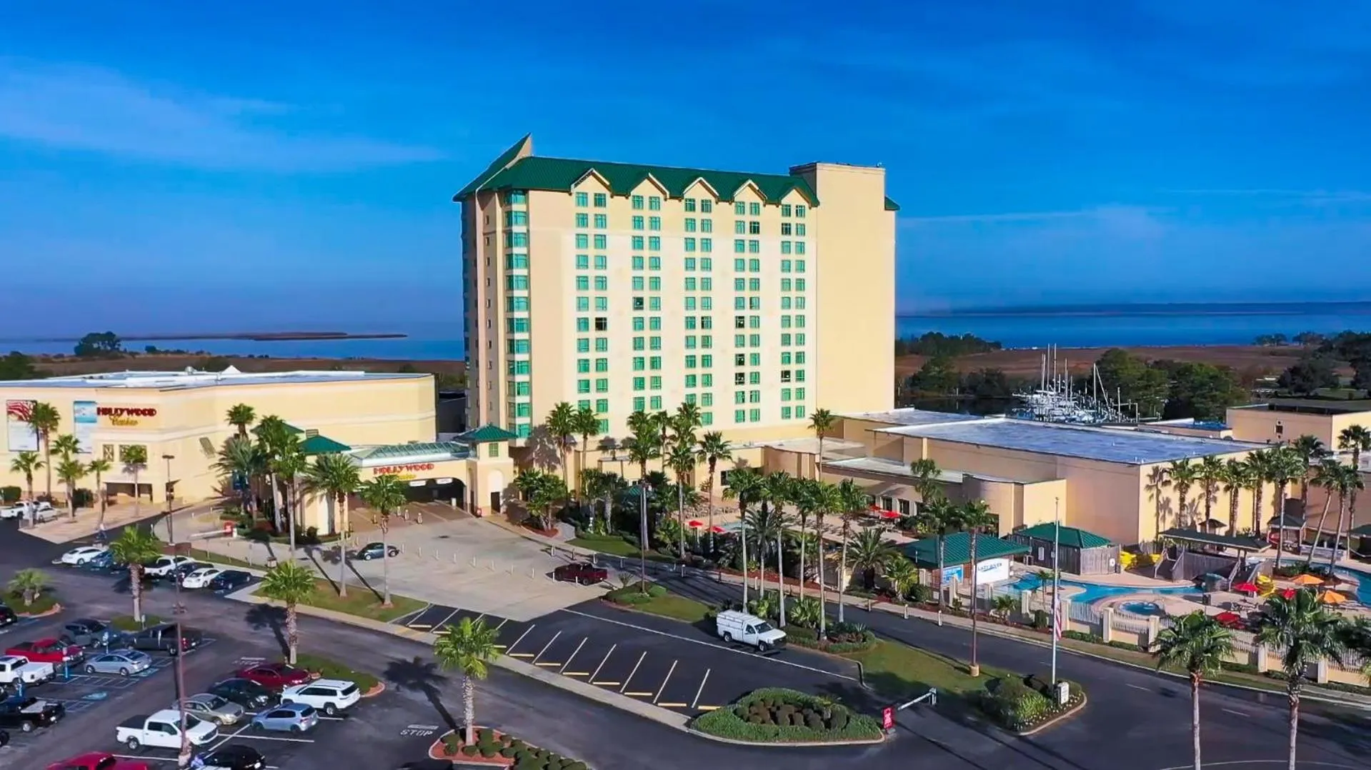 Street view in Hollywood Casino Gulf Coast