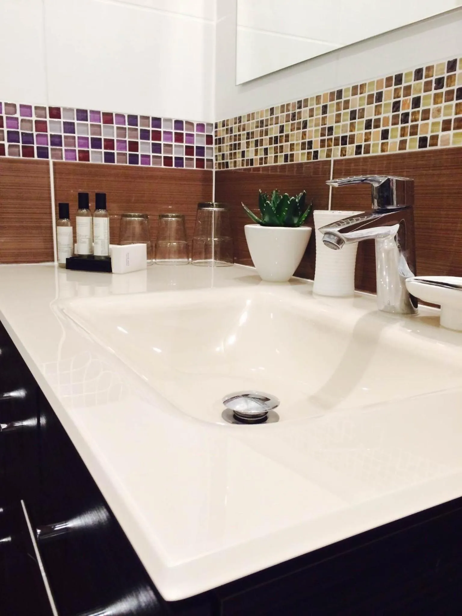 Bathroom in Hôtel Paris Gambetta