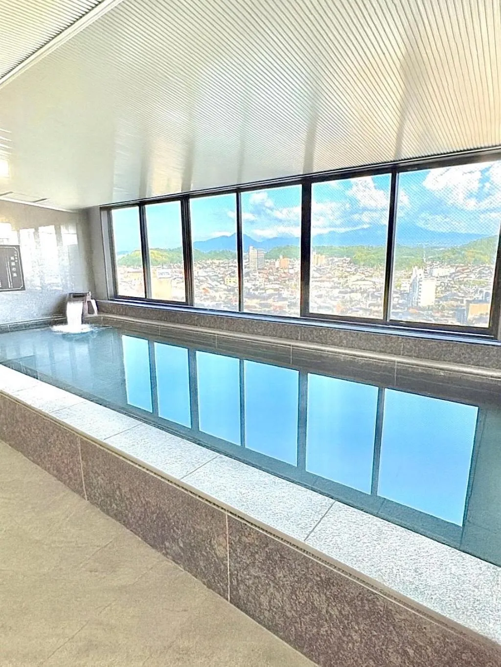 Public Bath in Yonago Universal Hotel