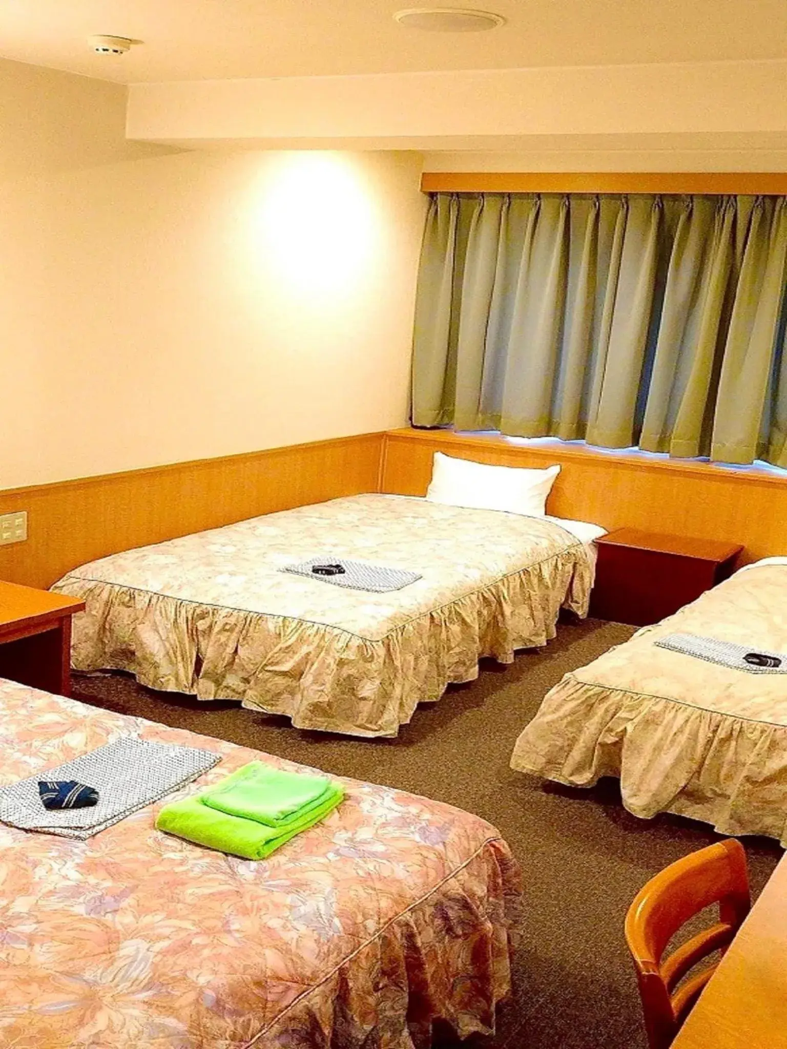 Property building, Bed in Yonago Universal Hotel Property building, Bed in Yonago Universal Hotel