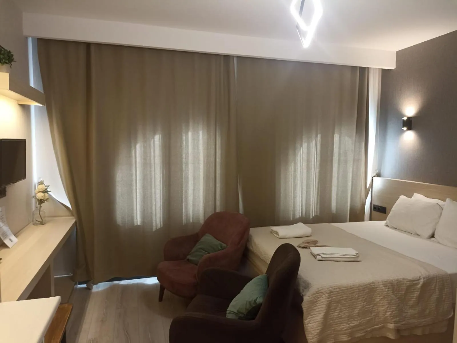 Bed in Doğan Palace Hotel