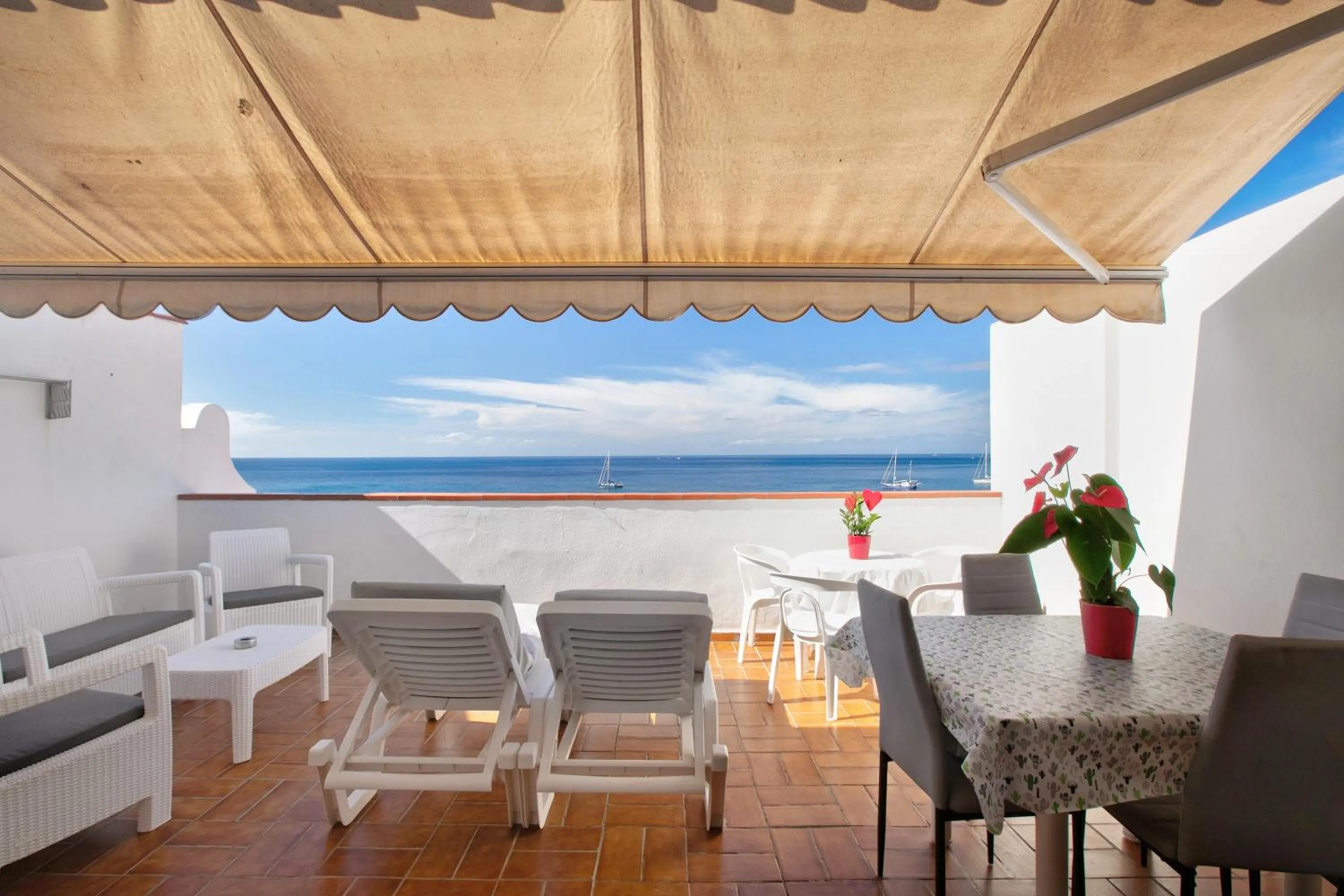 Property building in Las Fuentes