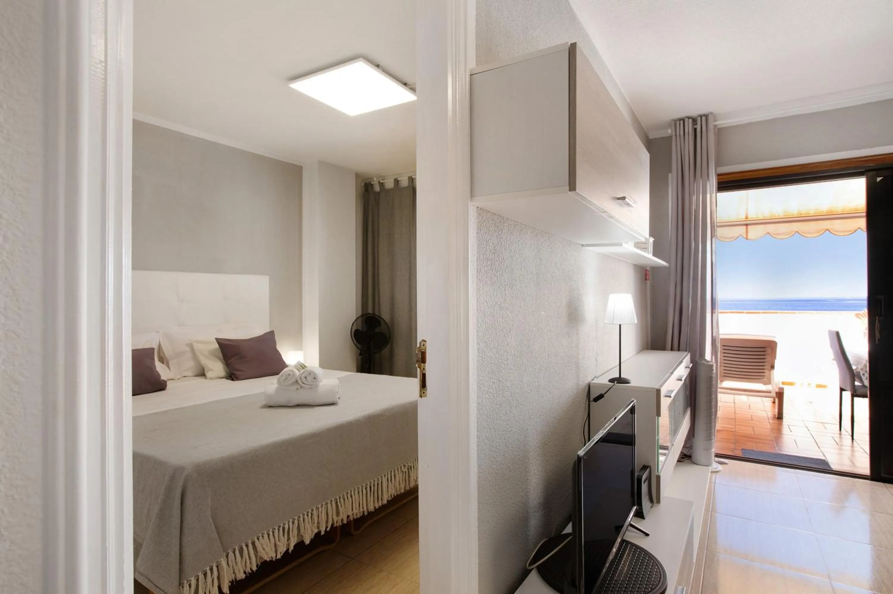 Living room, Bed in Las Fuentes