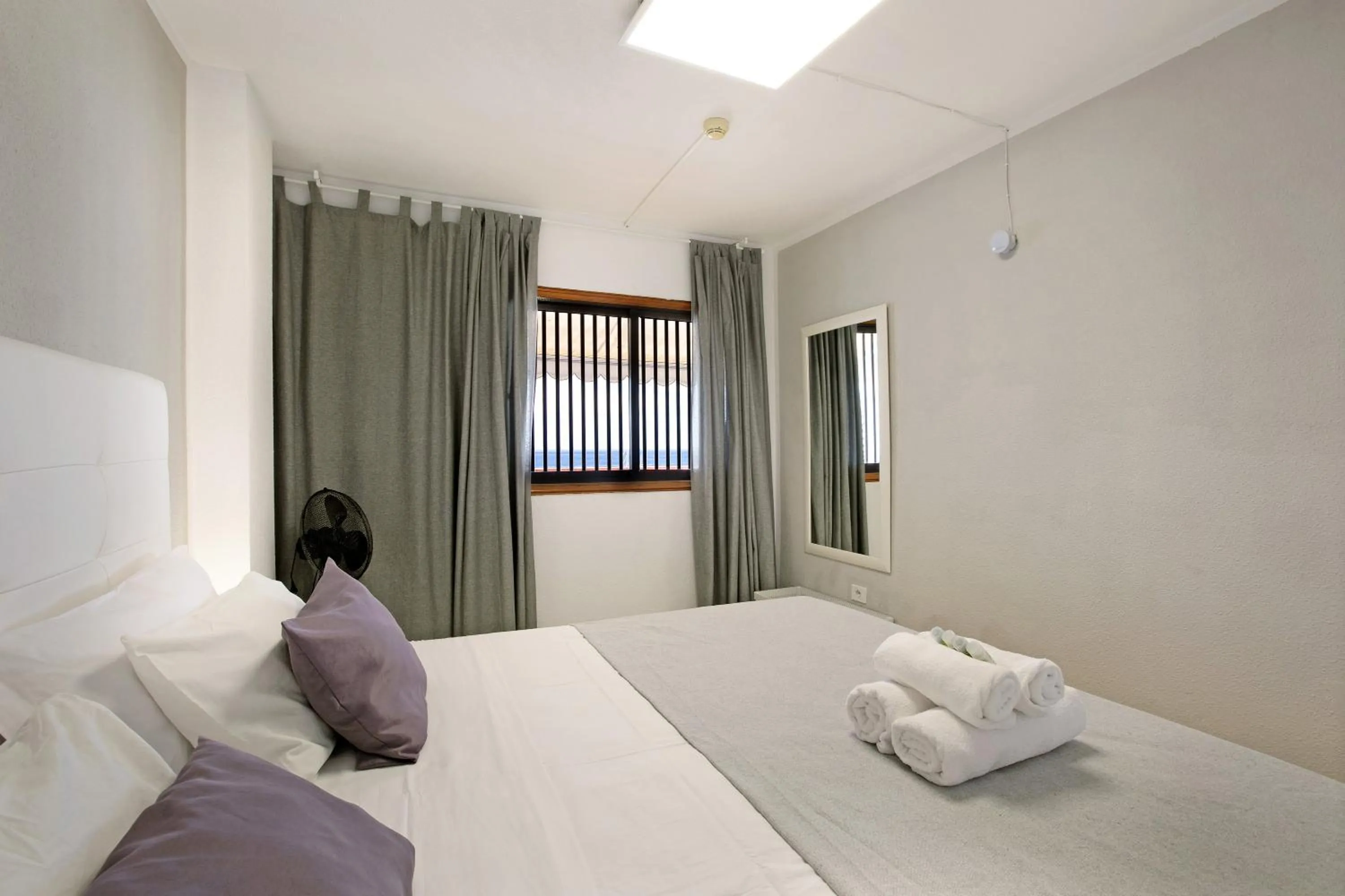 Property building, Bed in Las Fuentes