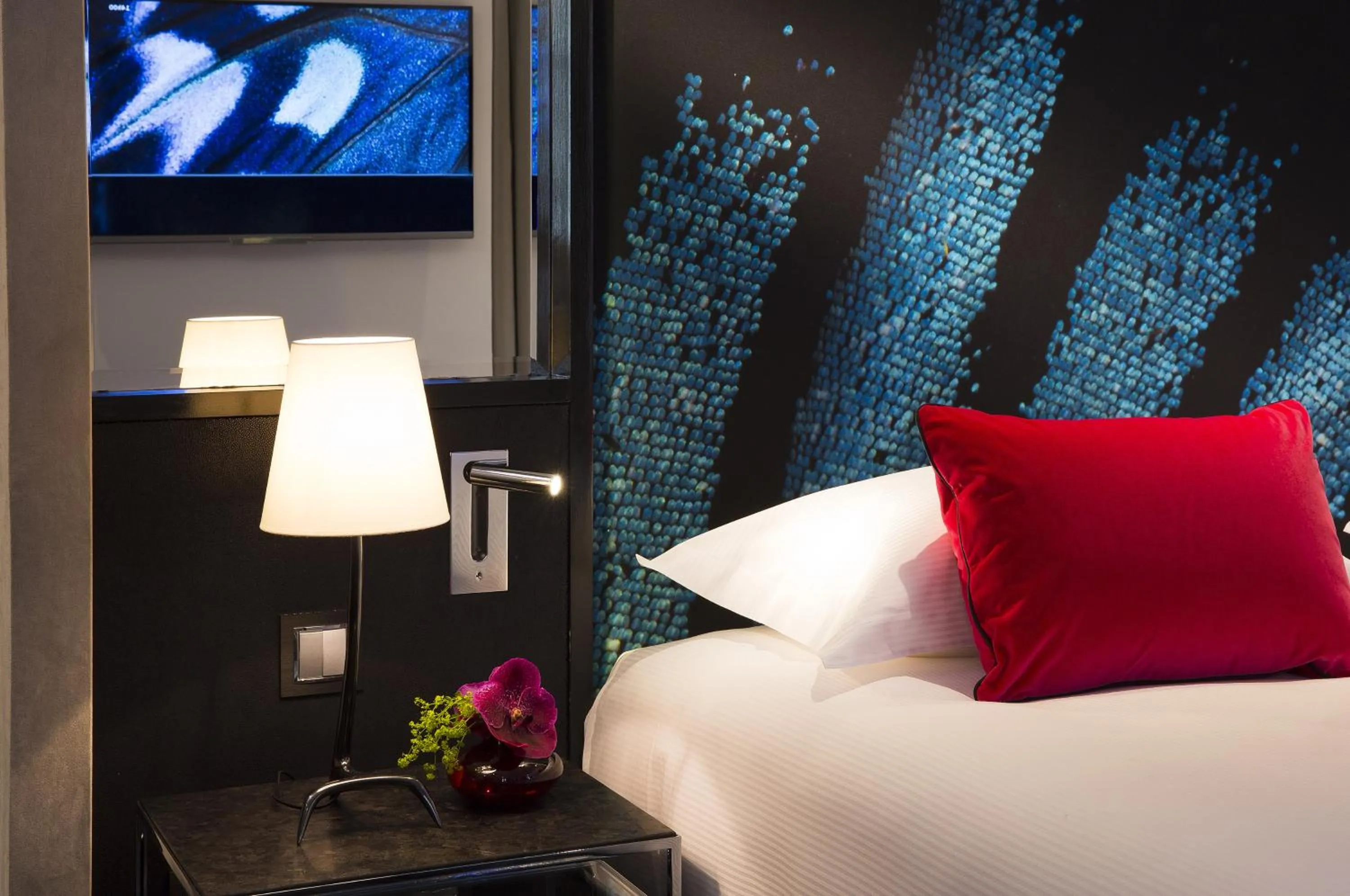 Decorative detail, Bed in Hotel de Seze