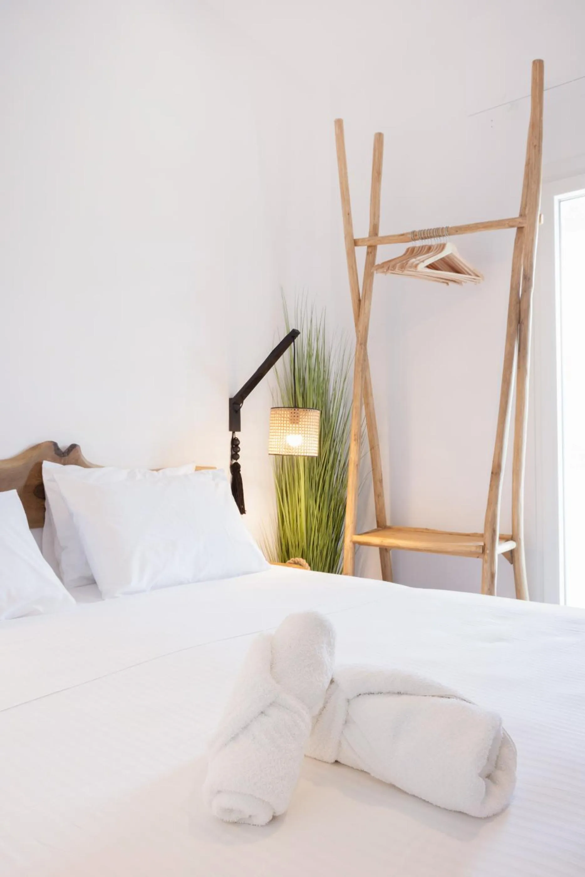 Bed in Acoya Residences